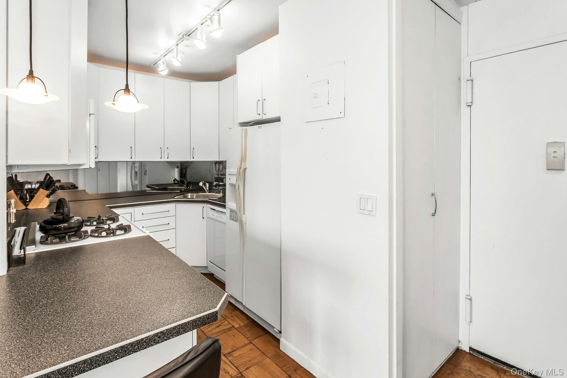 269-10 Grand Central Parkway Unit: 27T