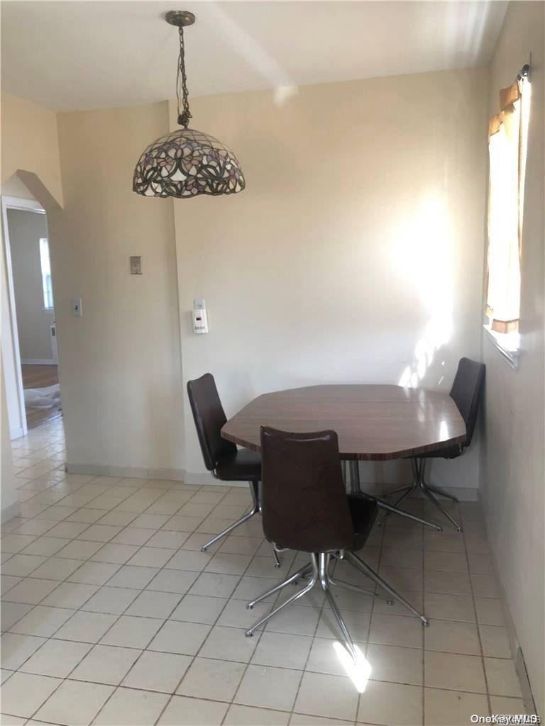 220 Pershing Parkway