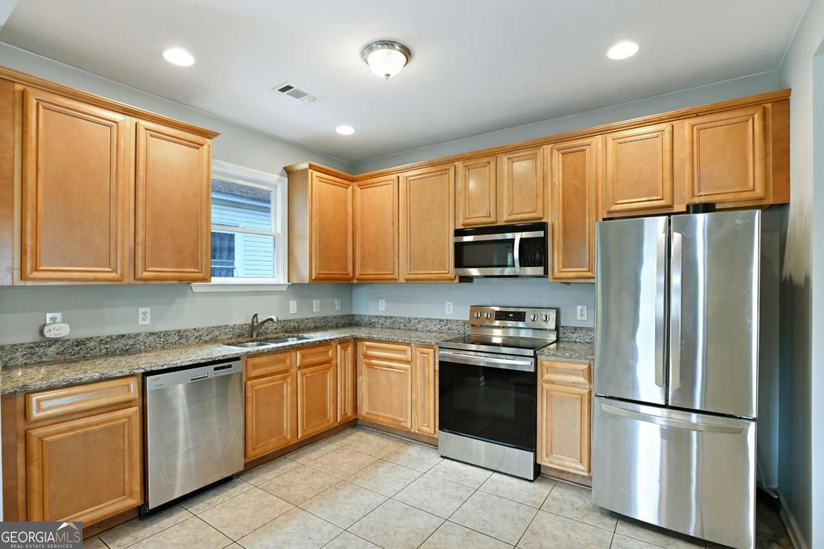 898 Allene Avenue SW