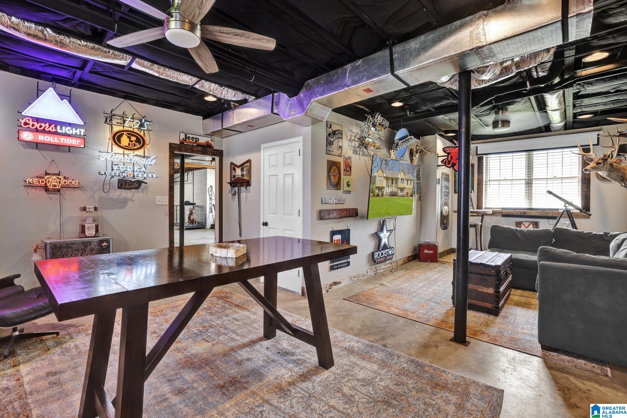 424 RUSSET HOLLOW ROAD