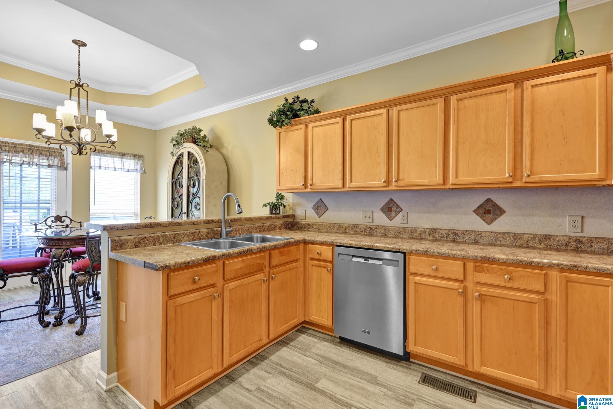 6259 ANNE DRIVE