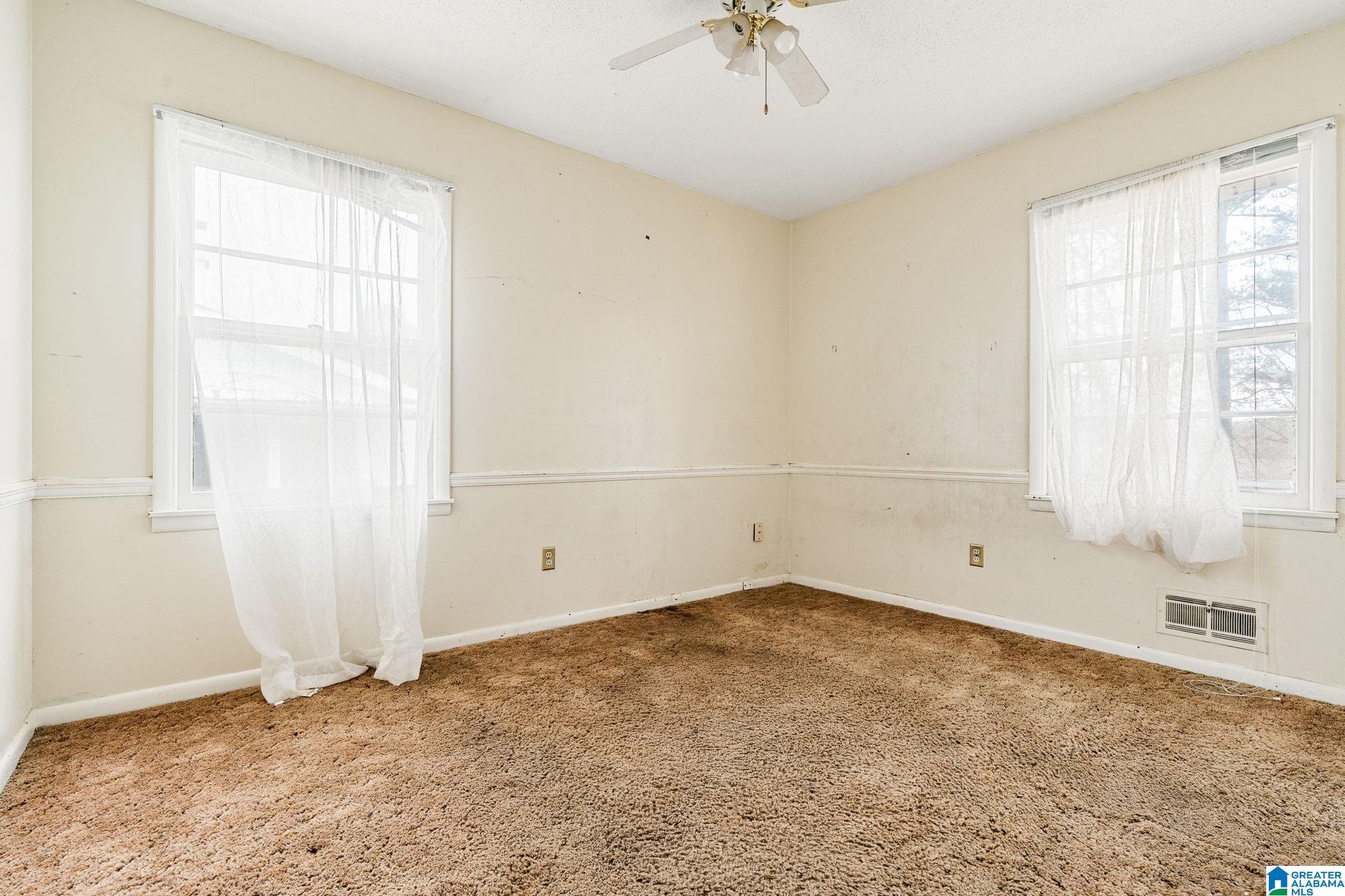 916 HAGWOOD ROAD