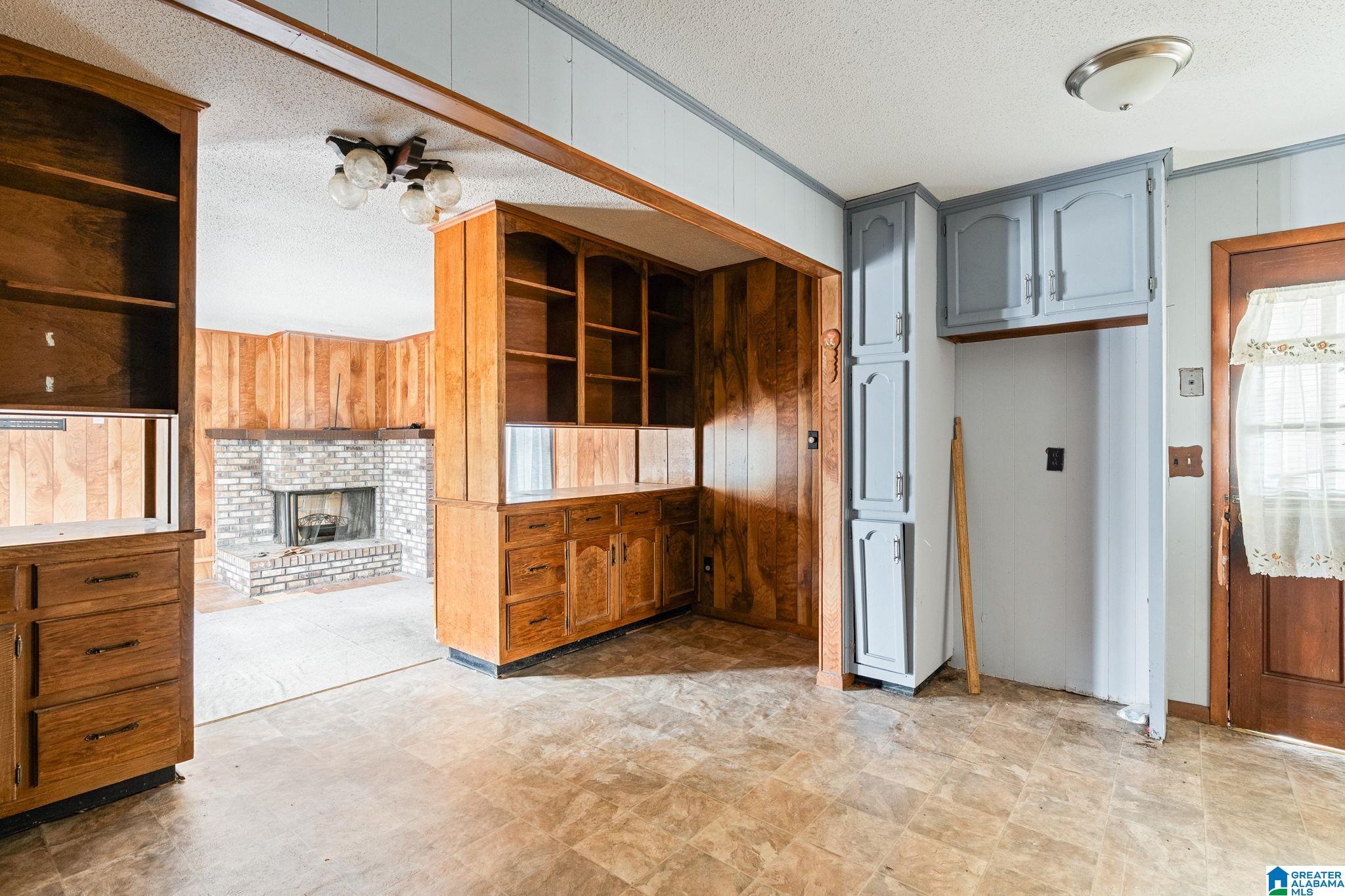 916 HAGWOOD ROAD