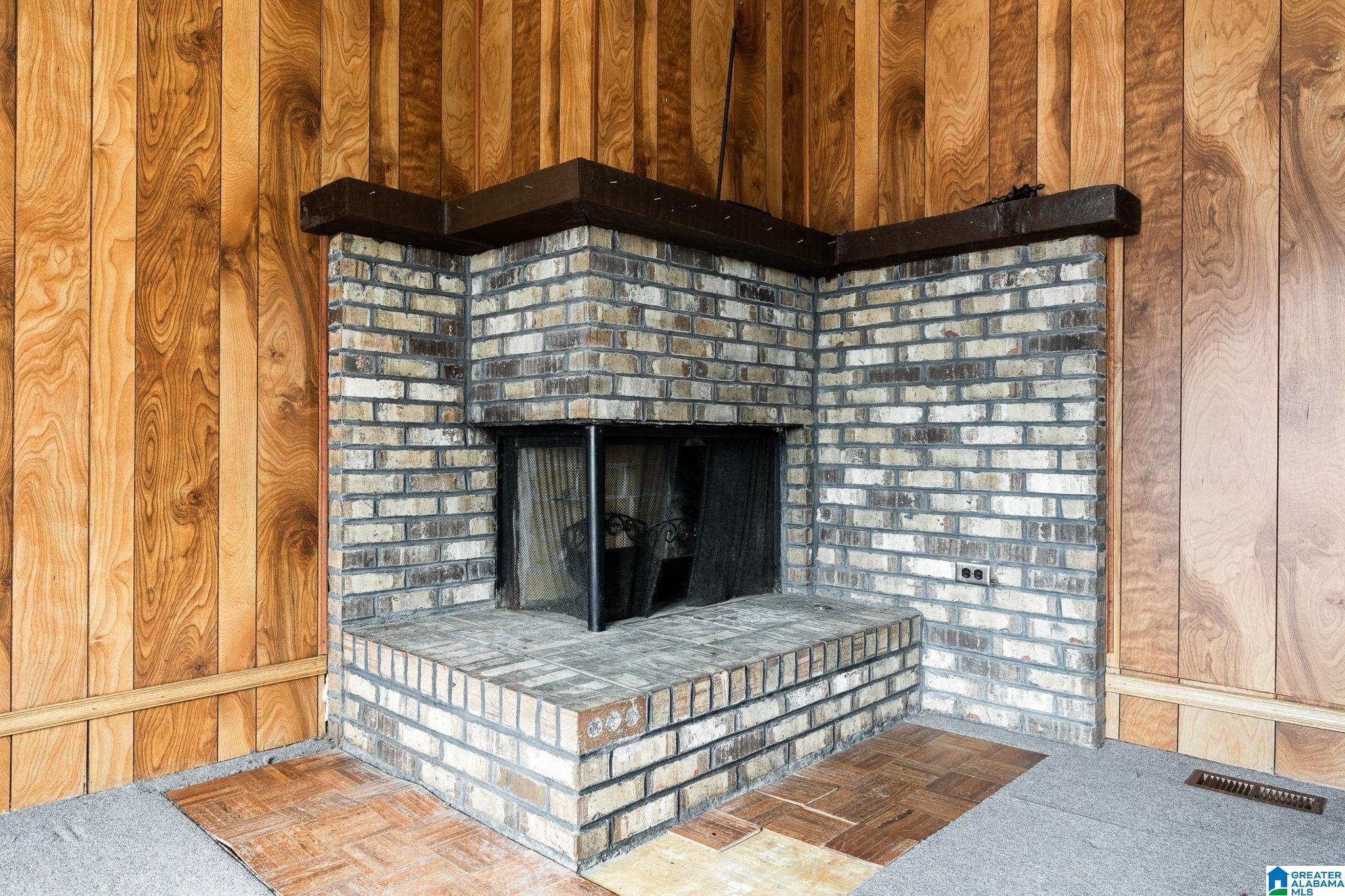 916 HAGWOOD ROAD
