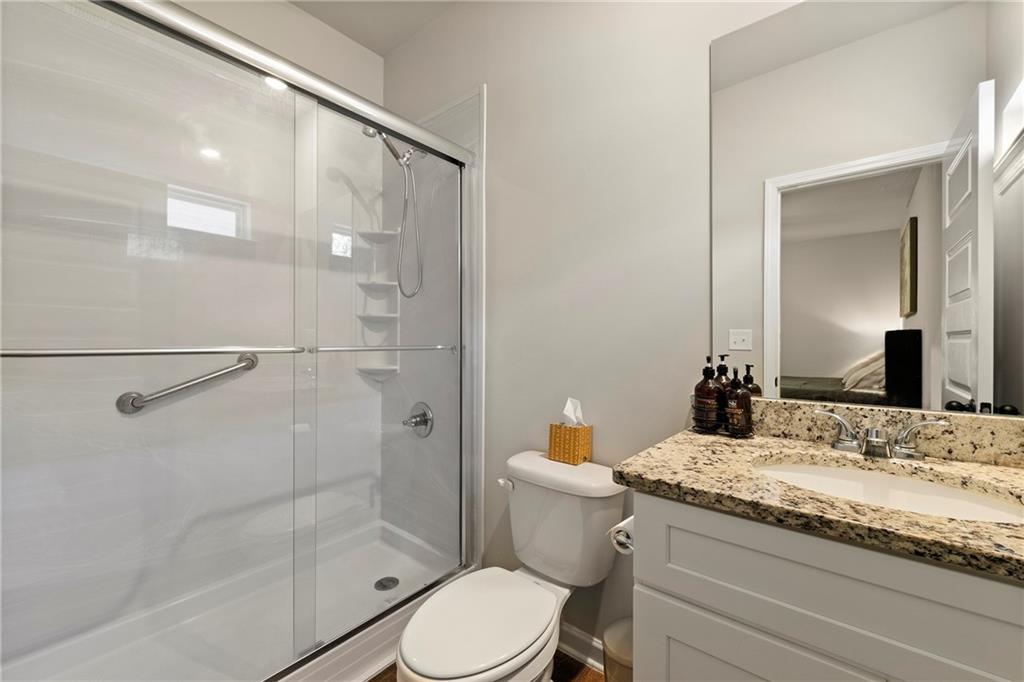 2570 Reynolds Road SW