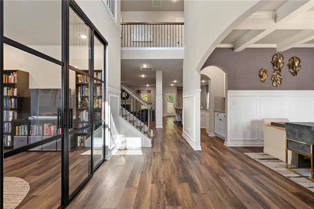 2570 Reynolds Road SW