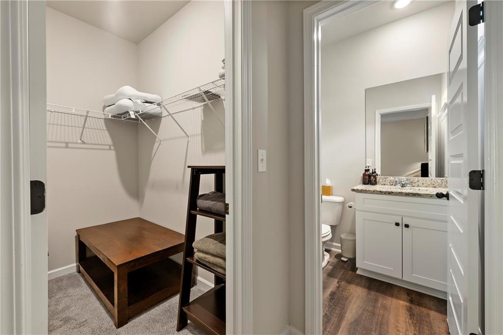 2570 Reynolds Road SW