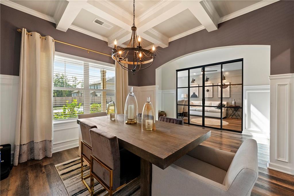 2570 Reynolds Road SW