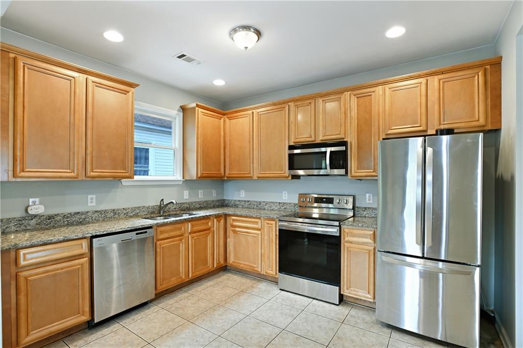 898 Allene Avenue SW