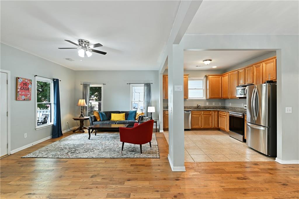 898 Allene Avenue SW