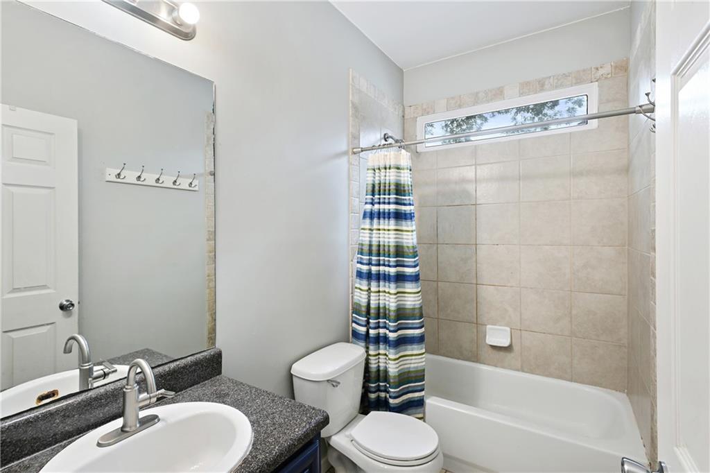 898 Allene Avenue SW