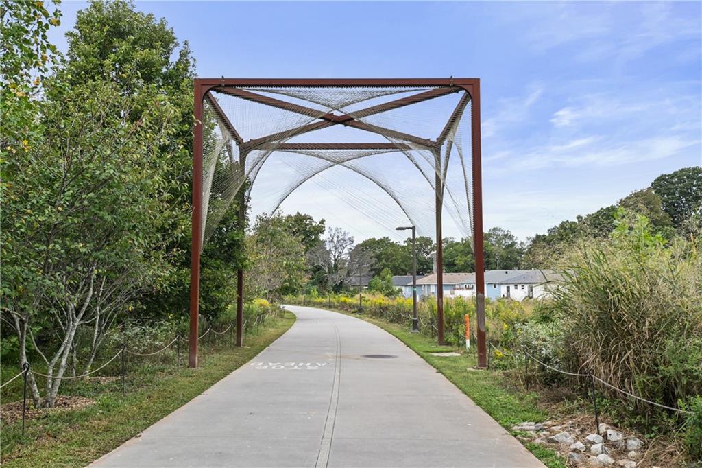 898 Allene Avenue SW