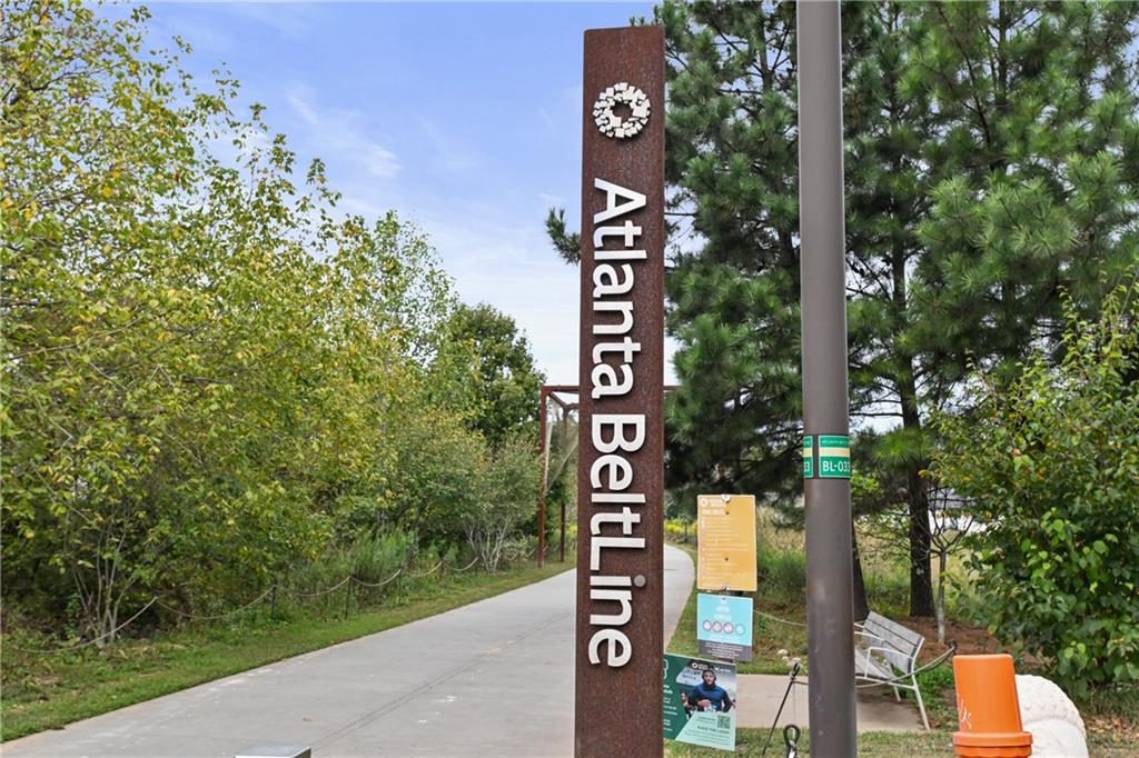 898 Allene Avenue SW