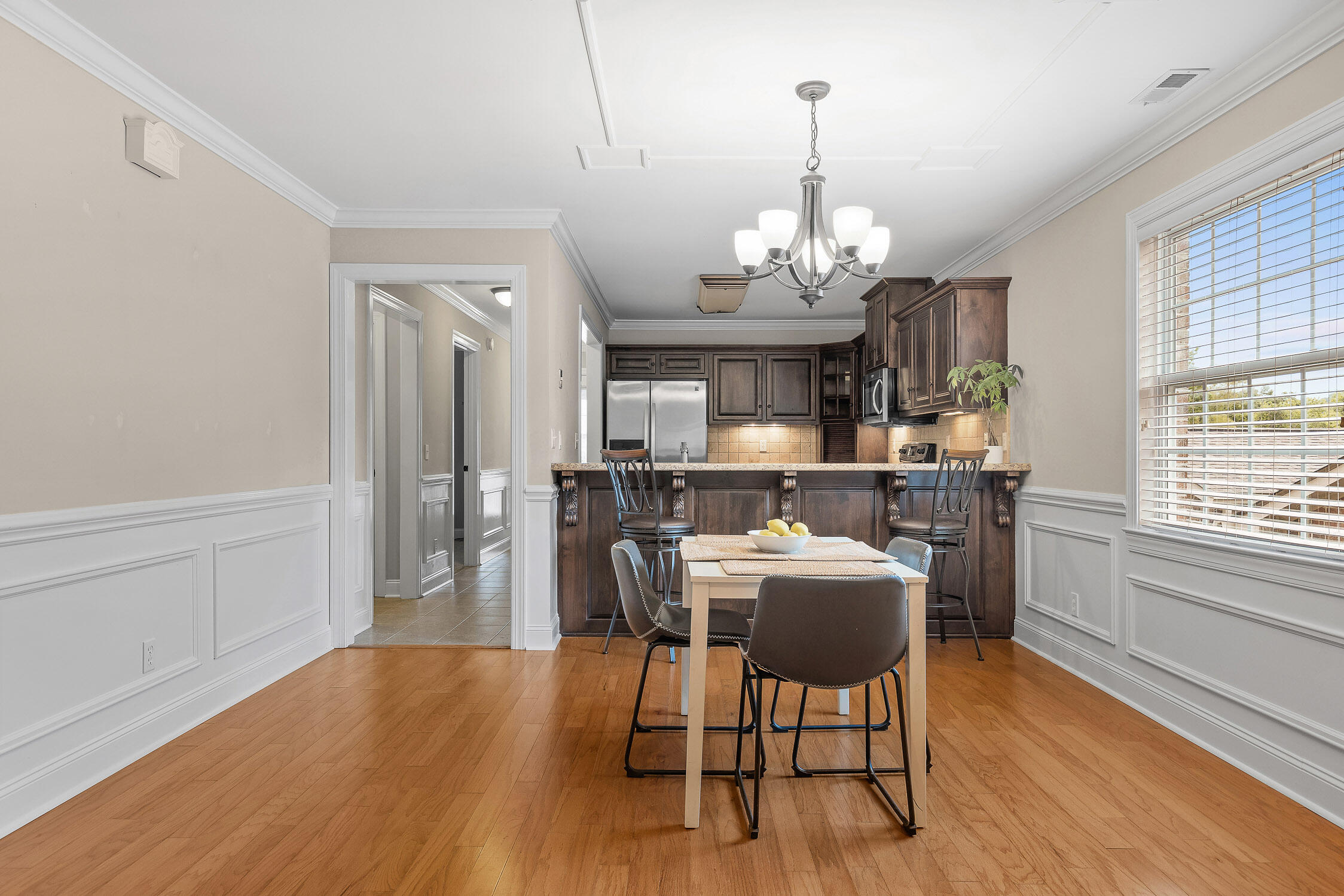 3616 Brass Lantern Way