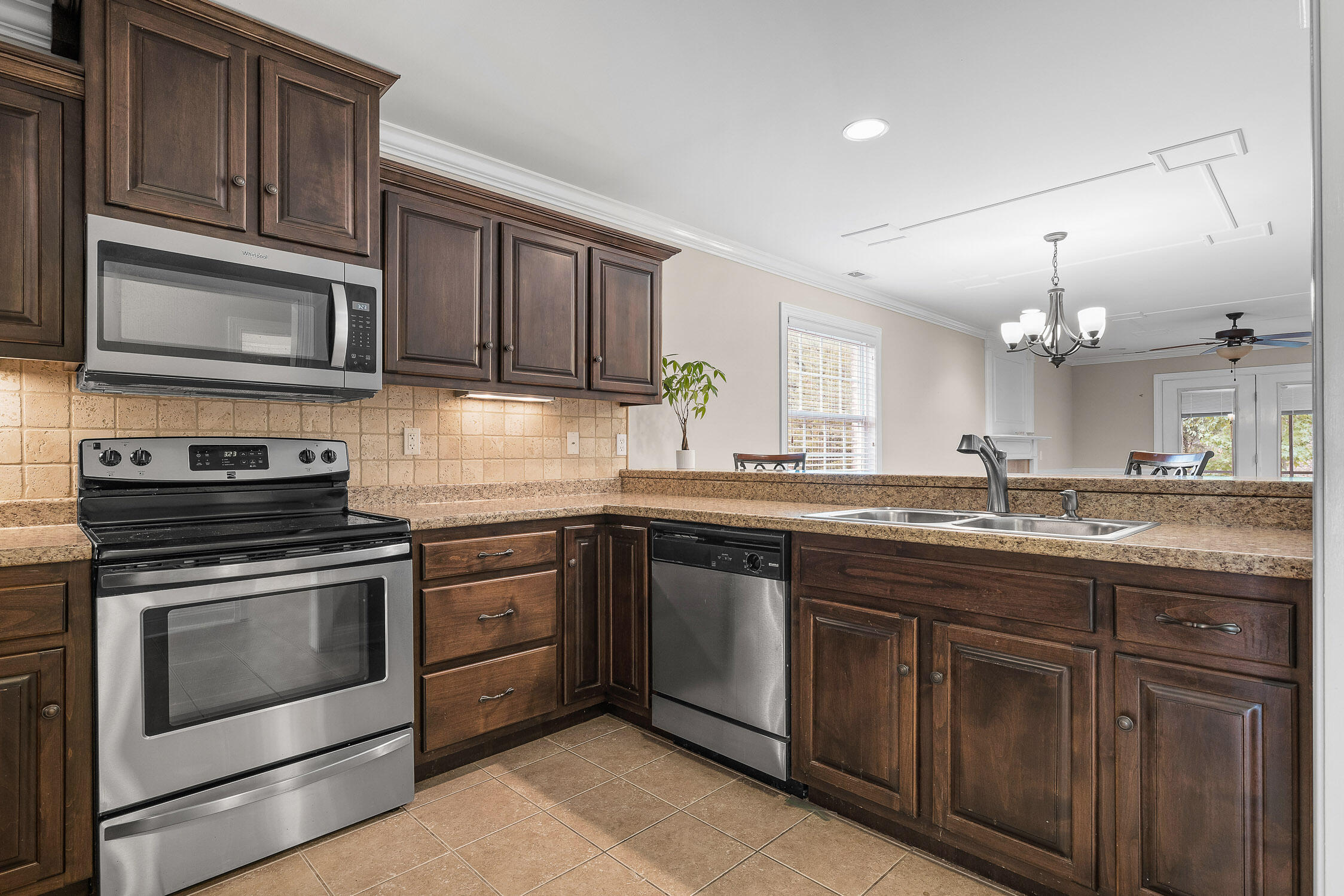 3616 Brass Lantern Way