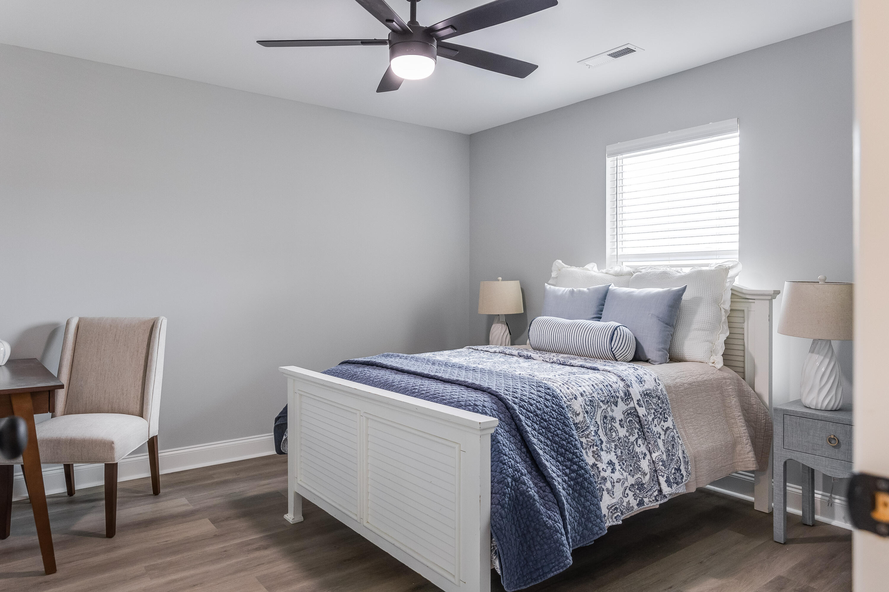 1011 Mountain View Drive