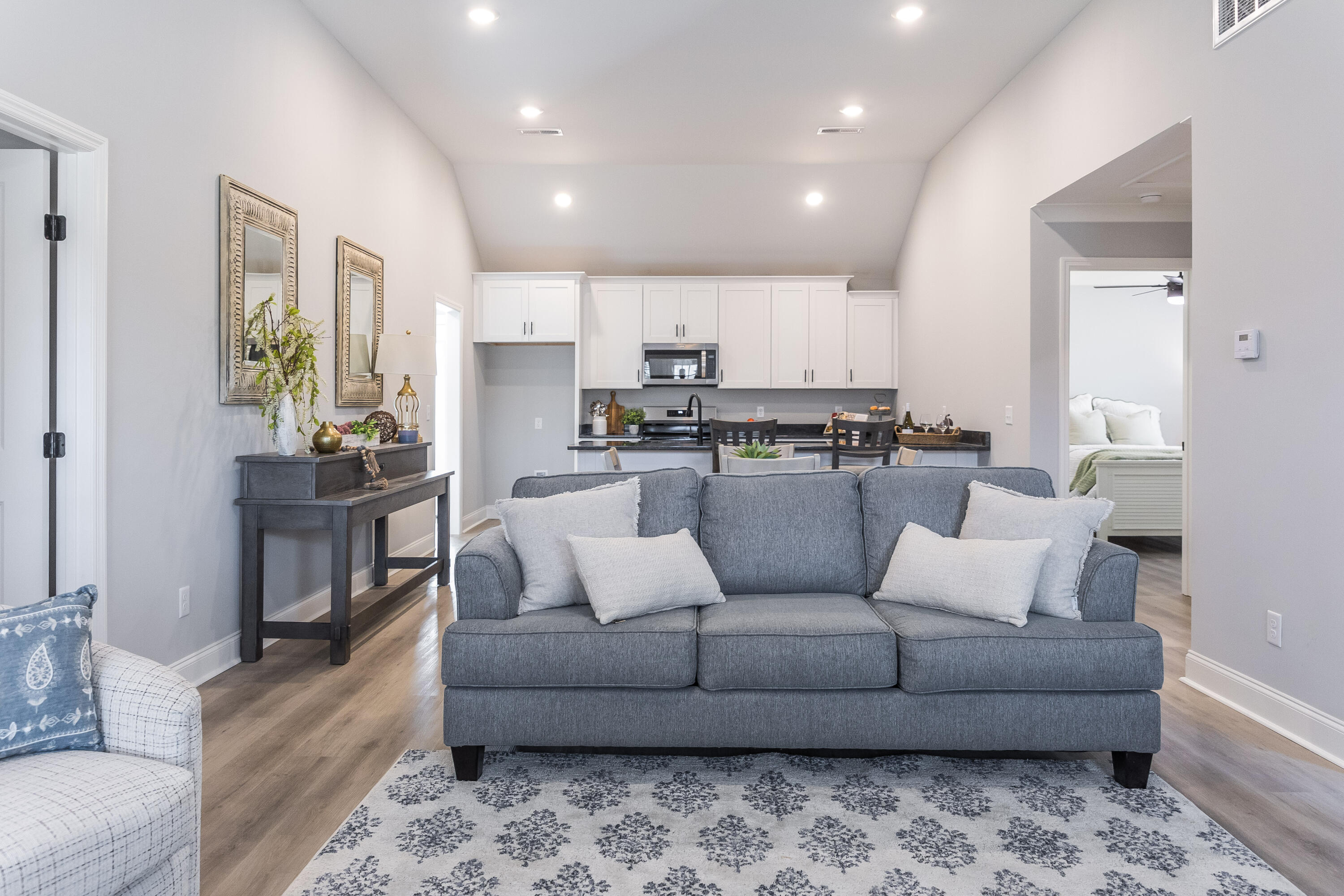 1011 Mountain View Drive