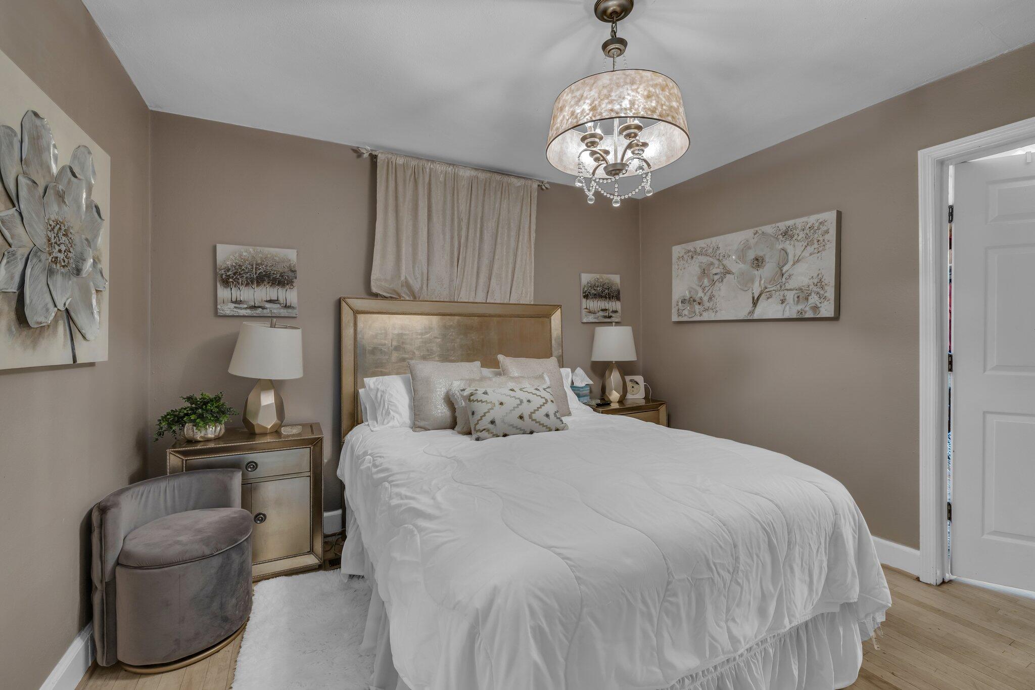 305 N St Marks Avenue