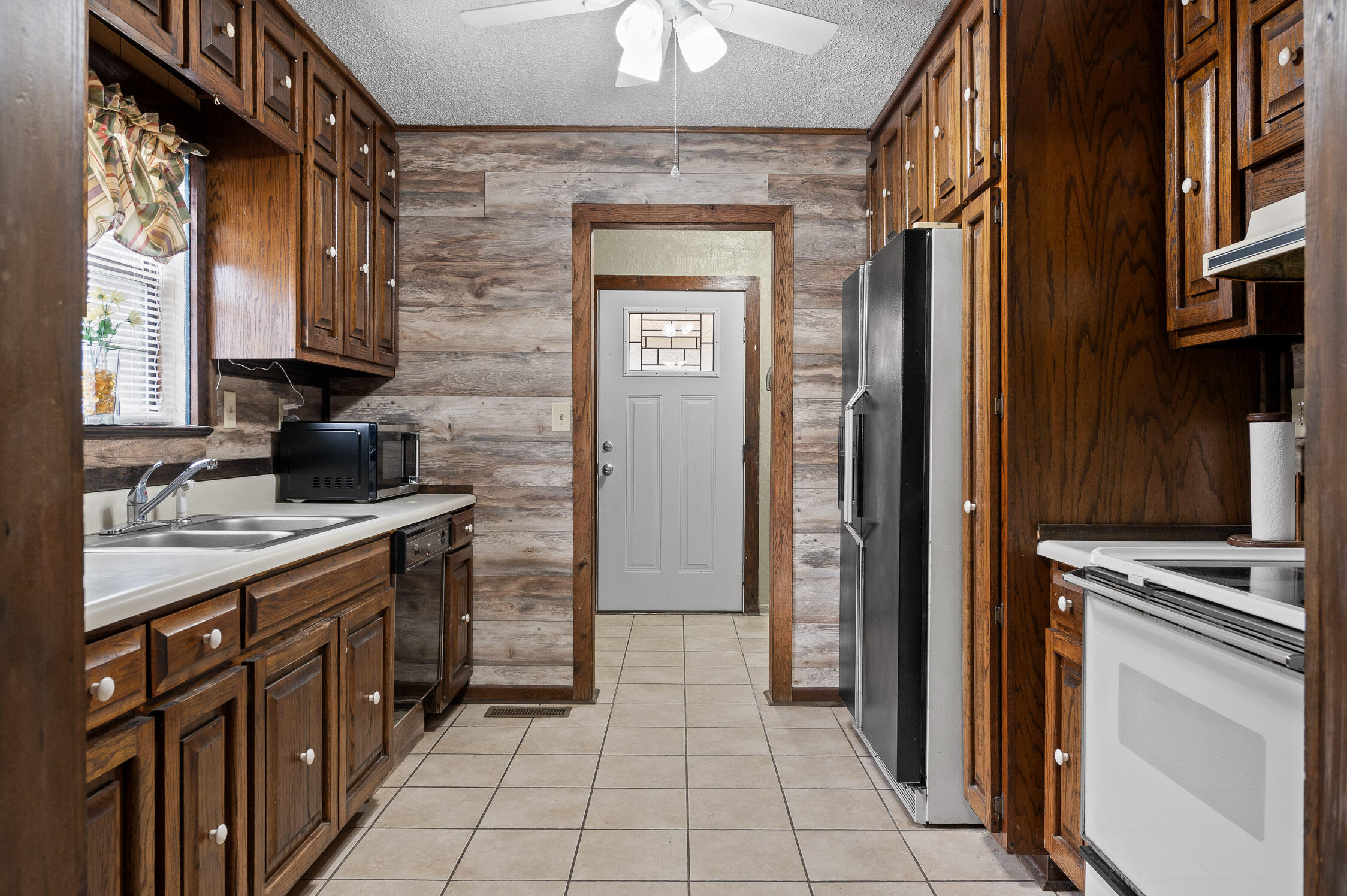 848 Back Valley Road