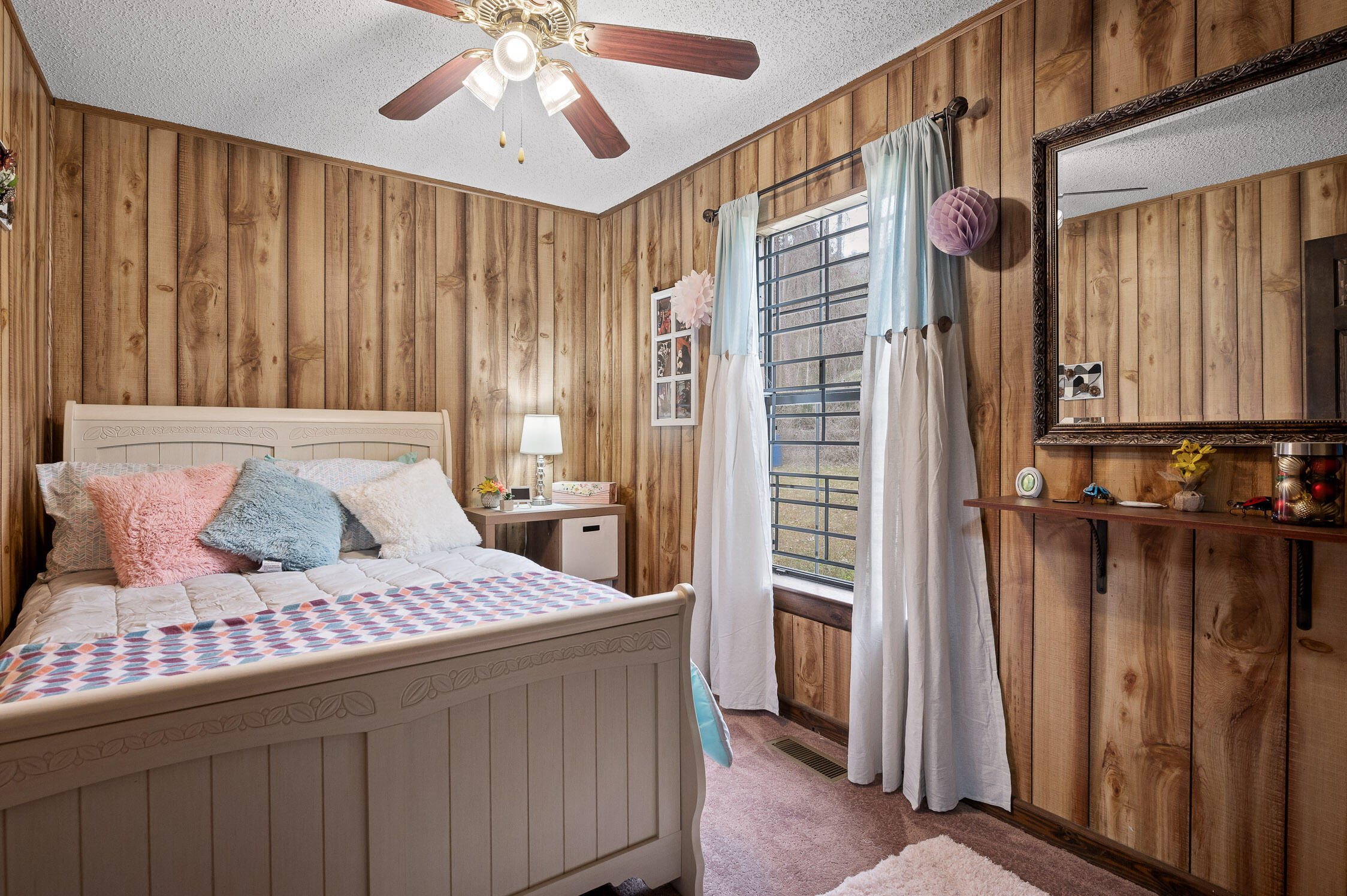 848 Back Valley Road