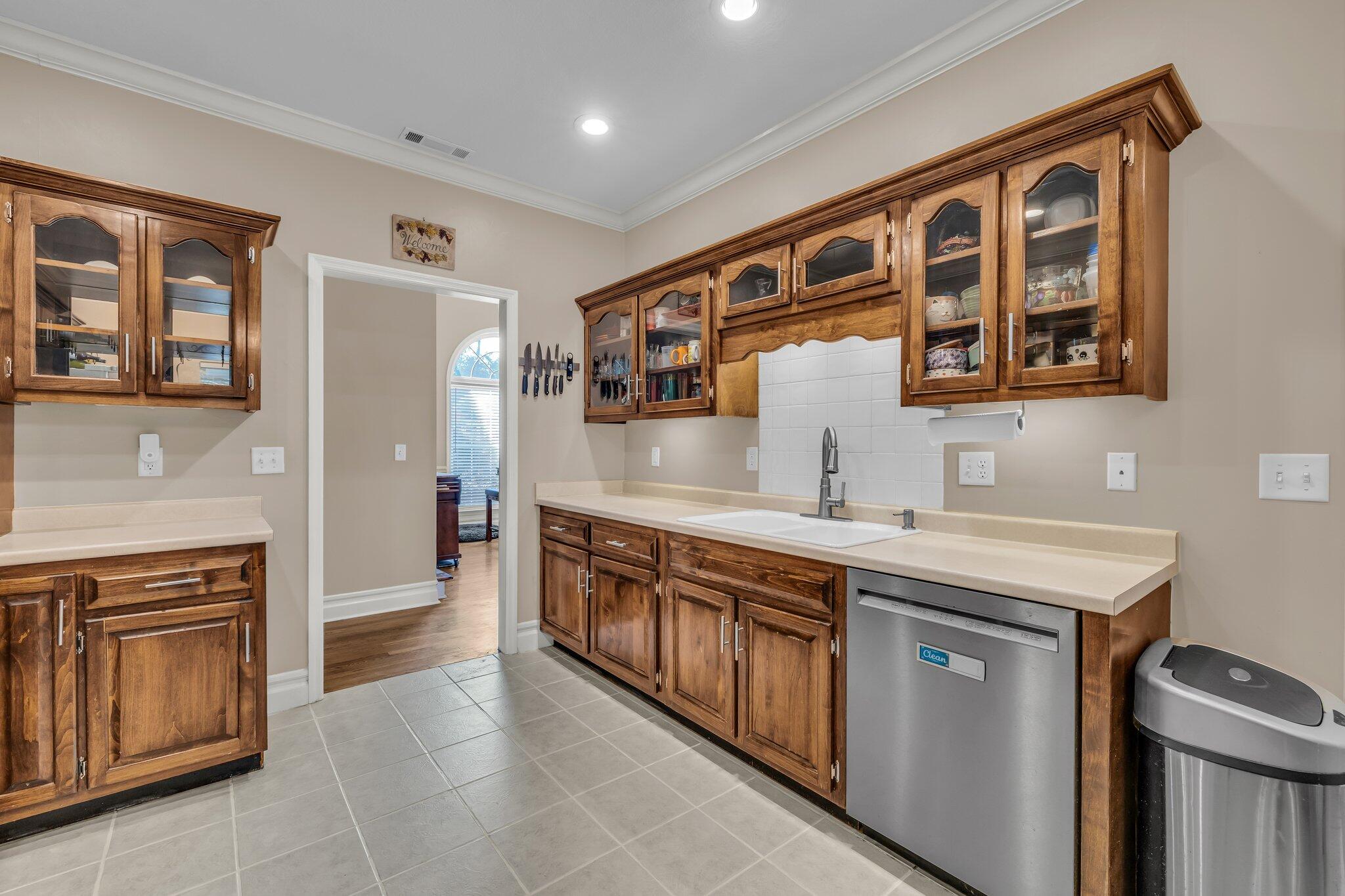 2123 Sargent Quick Drive