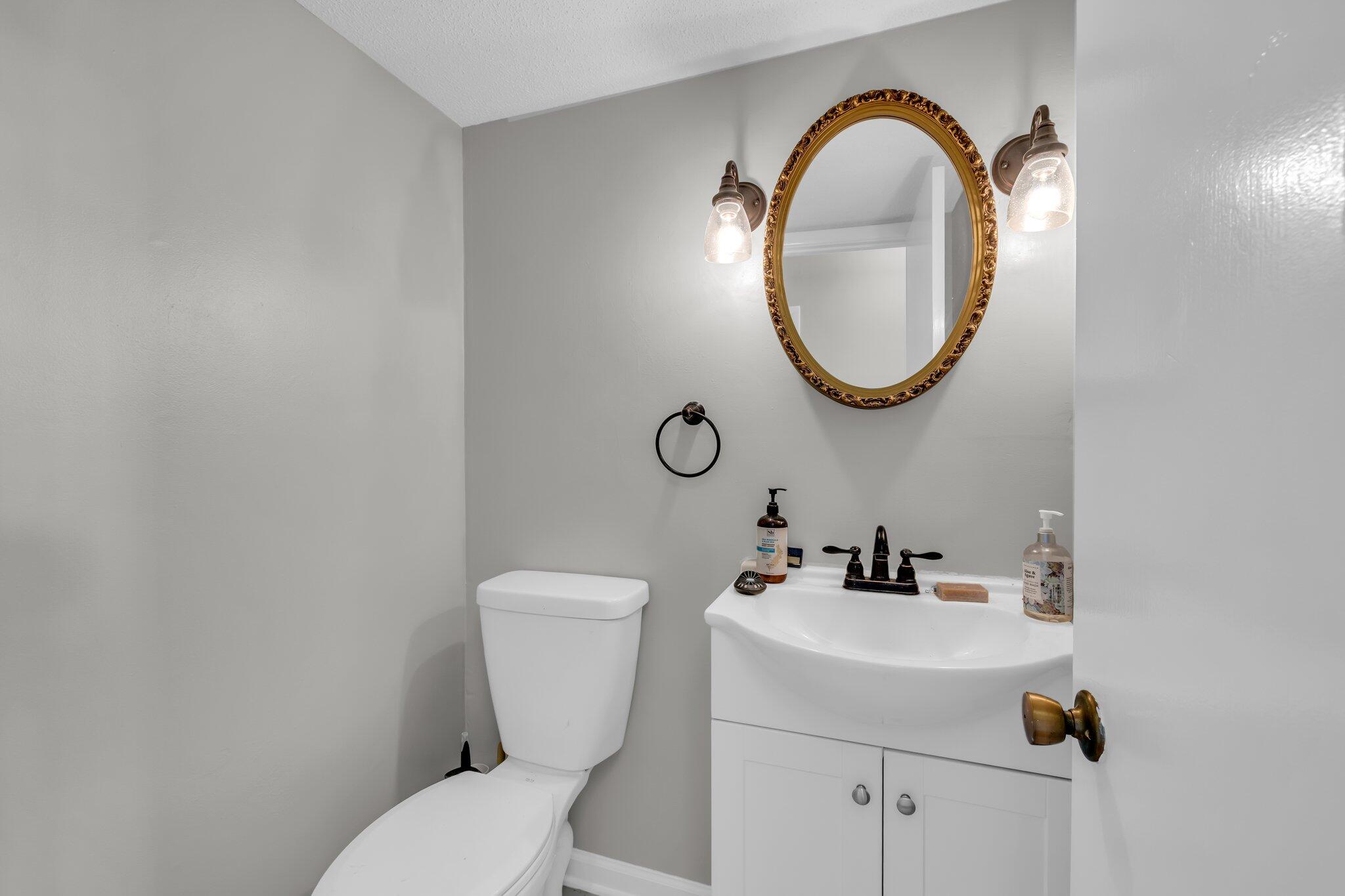 800 Reads Lake Road, #317