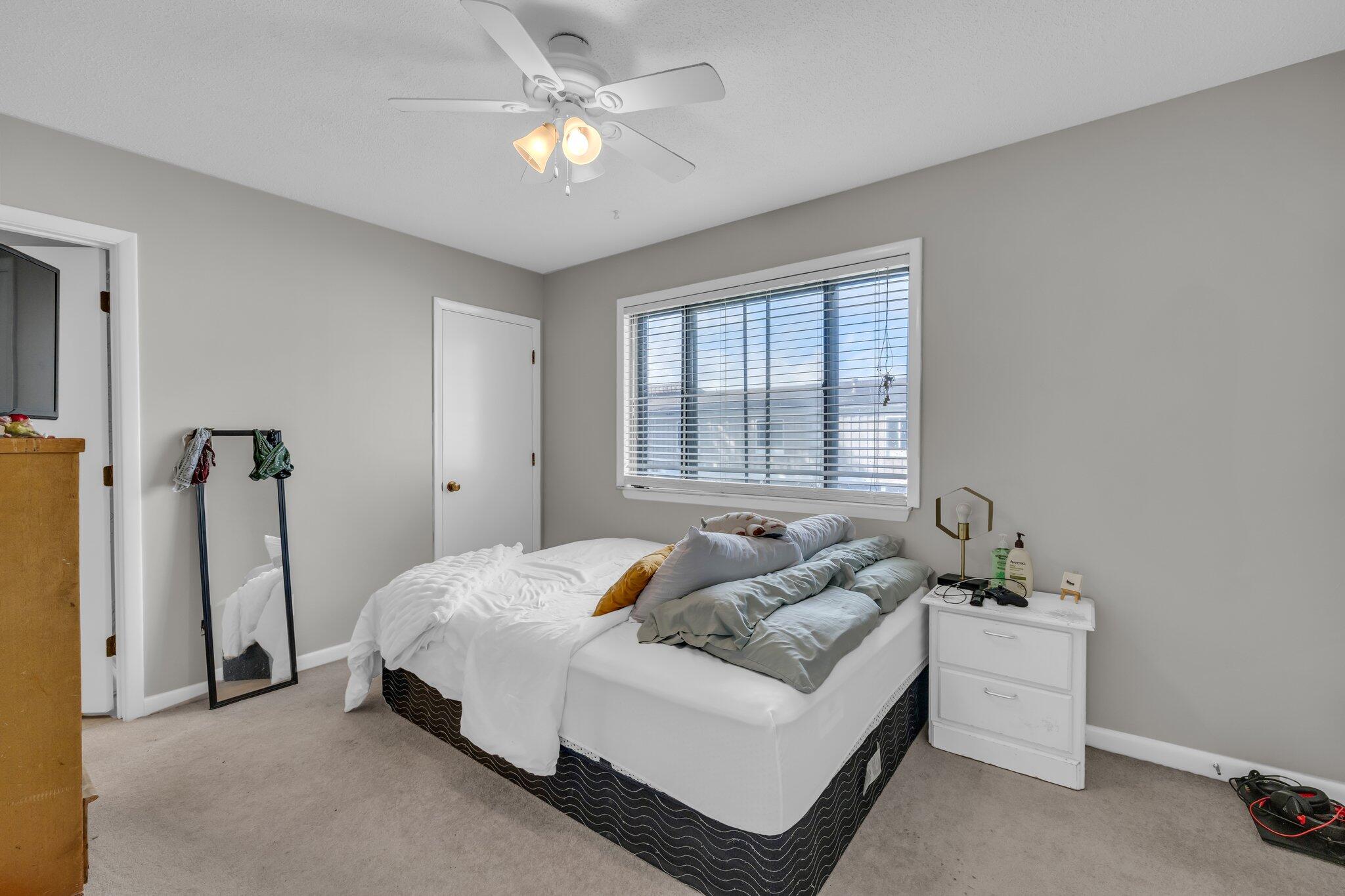 800 Reads Lake Road, #317