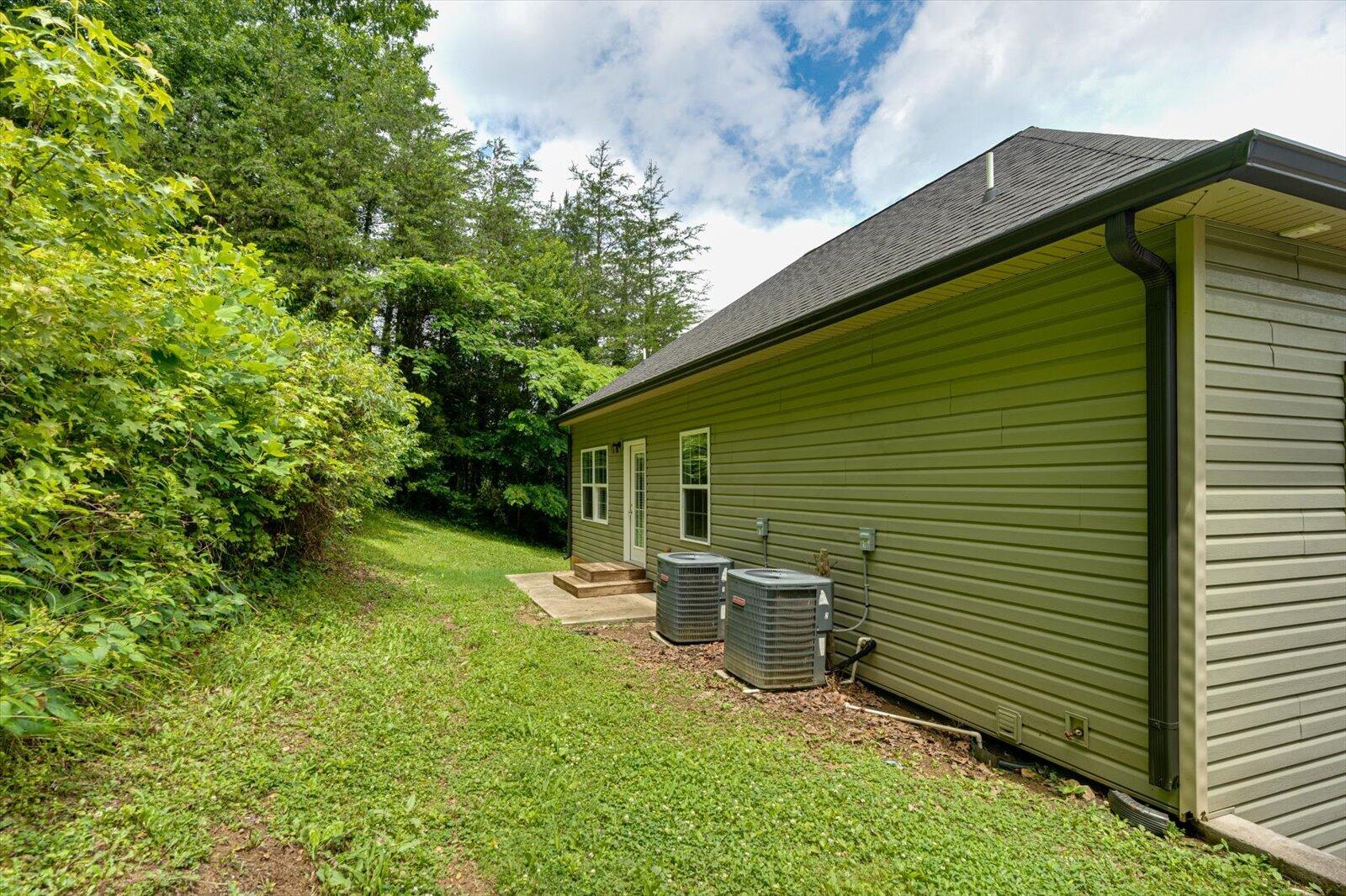 816 Altamont Road