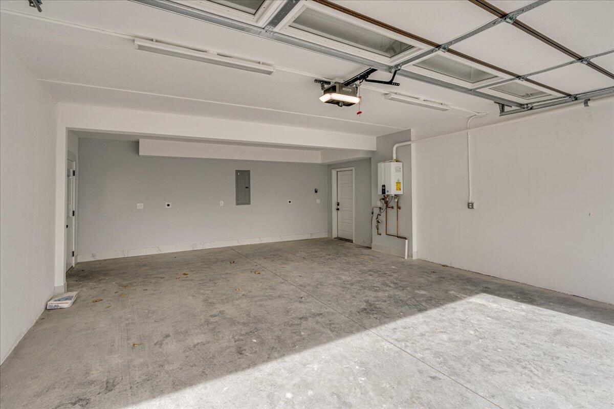 306 Oliver St Street