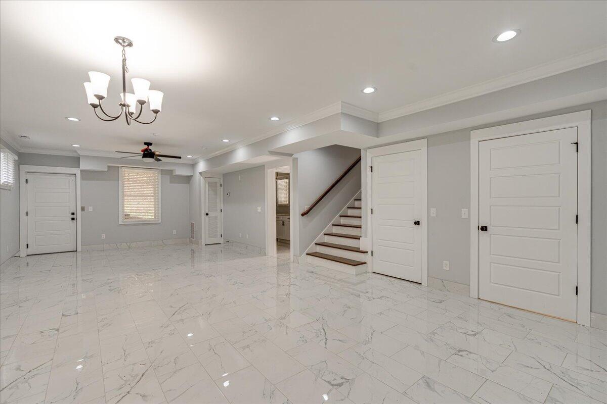 306 Oliver St Street