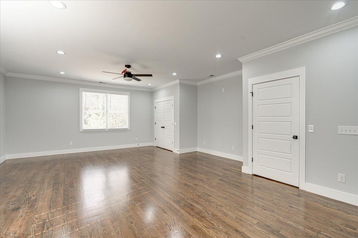 306 Oliver St Street