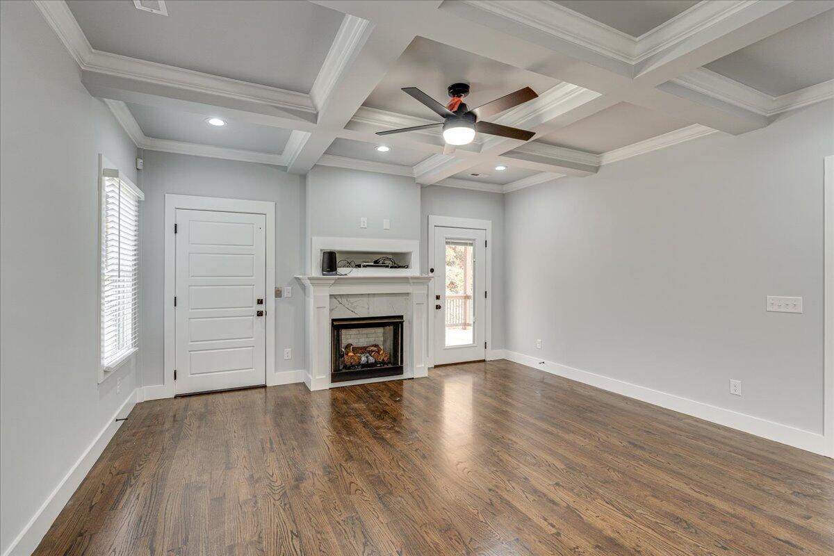 306 Oliver St Street