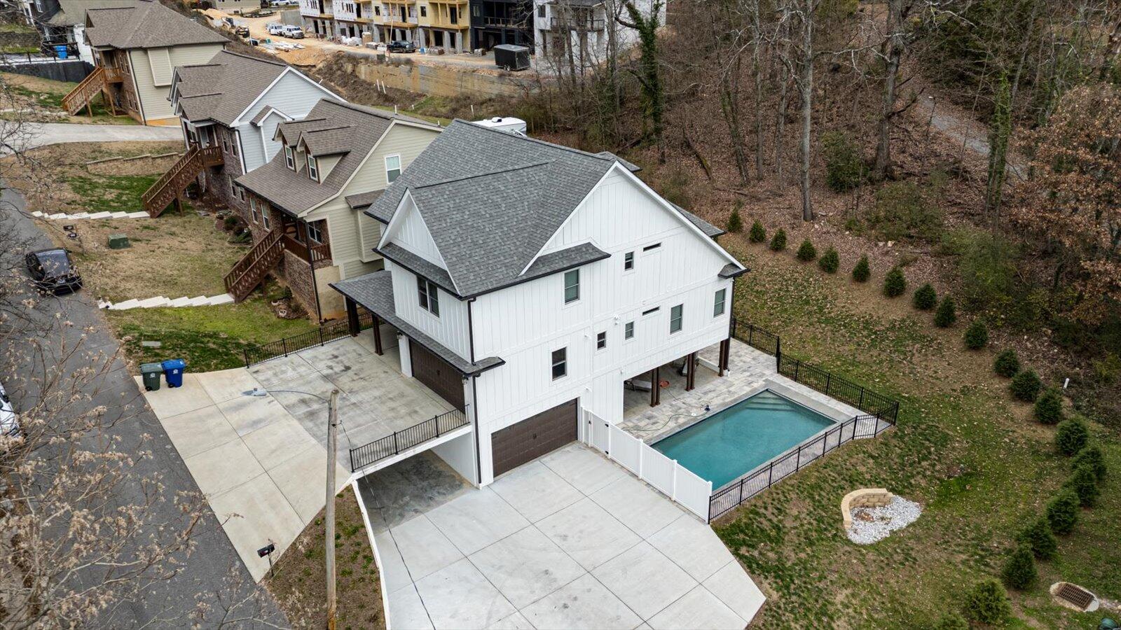 306 Oliver St Street