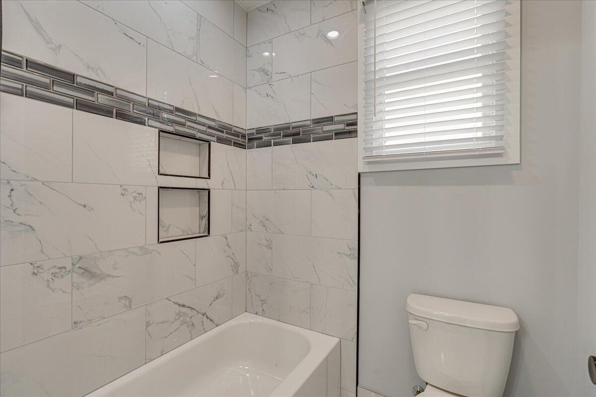 306 Oliver St Street