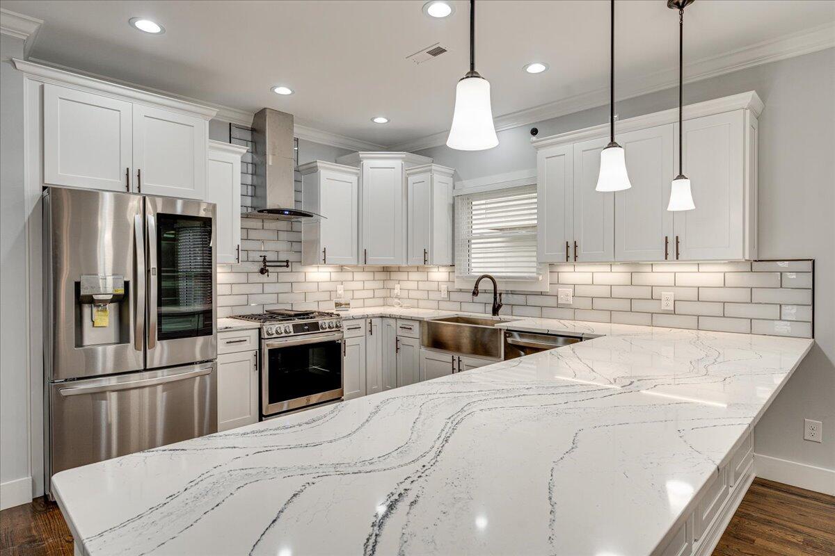 306 Oliver St Street