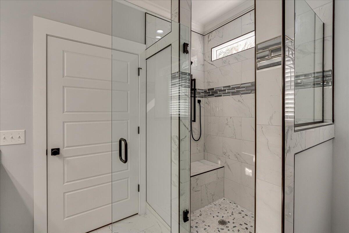 306 Oliver St Street