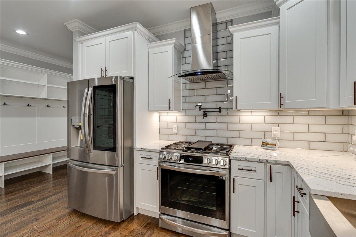 306 Oliver St Street