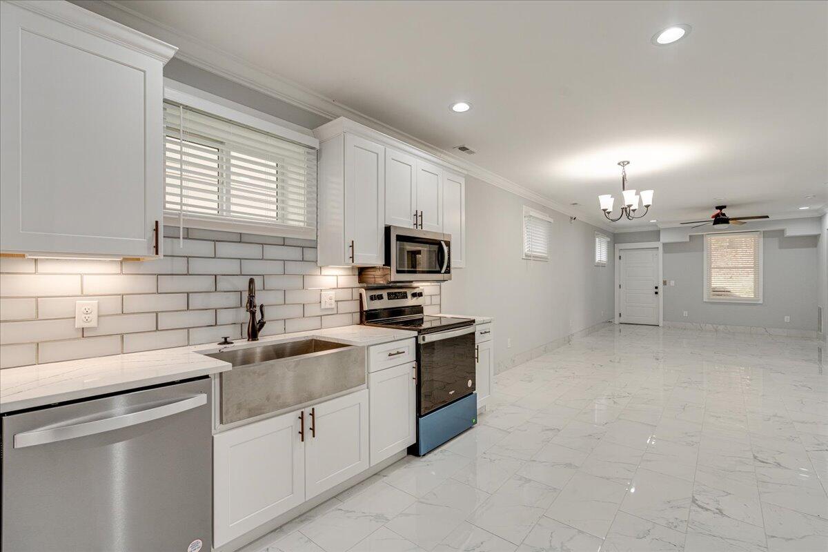 306 Oliver St Street