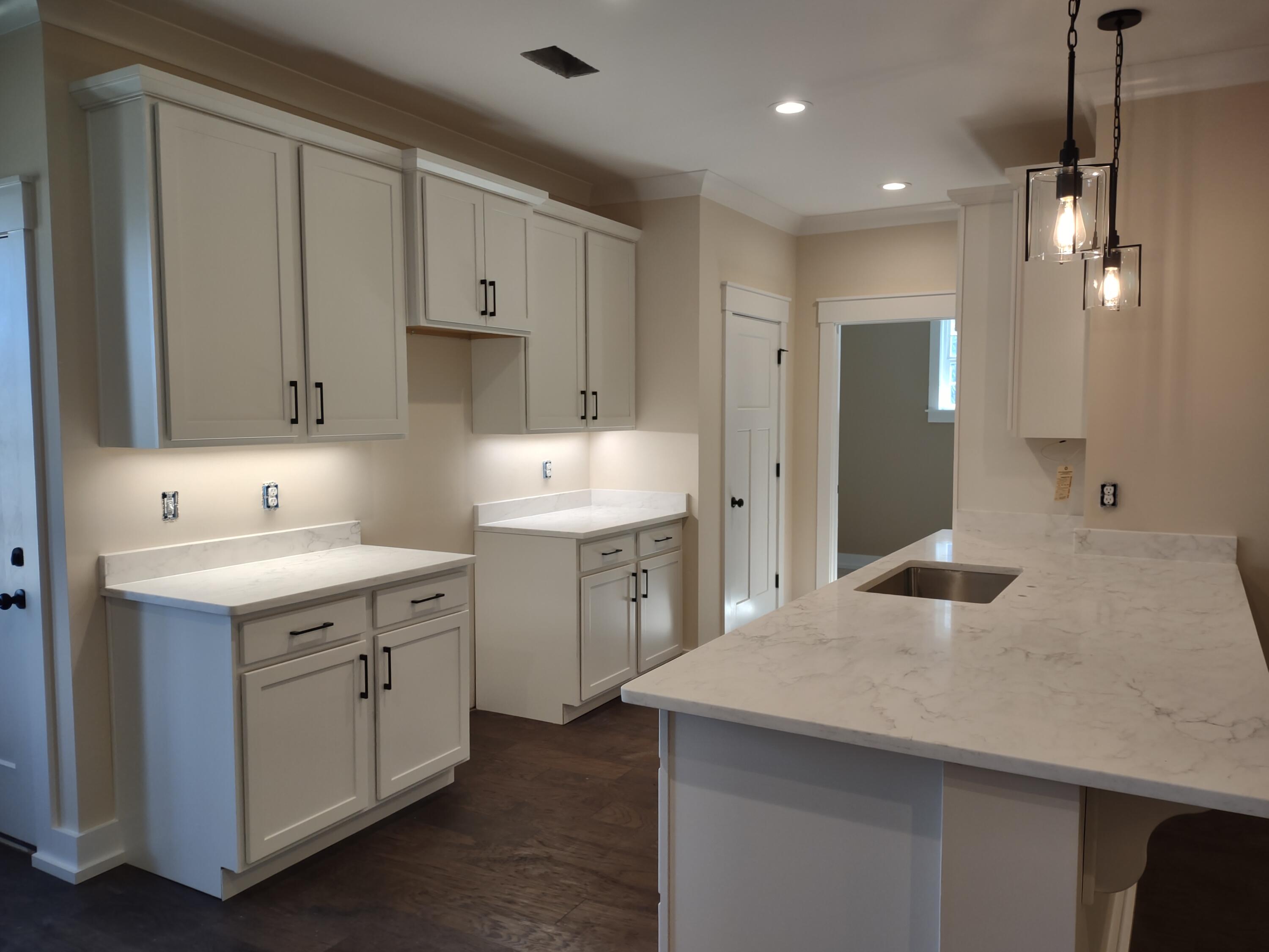 6835 Carnell Way, 10