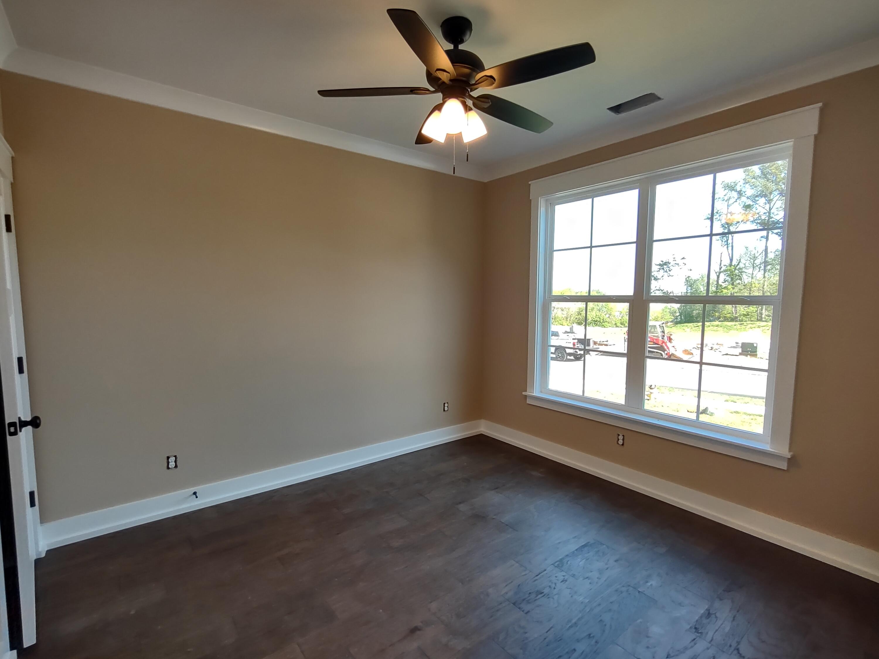 6835 Carnell Way, 10