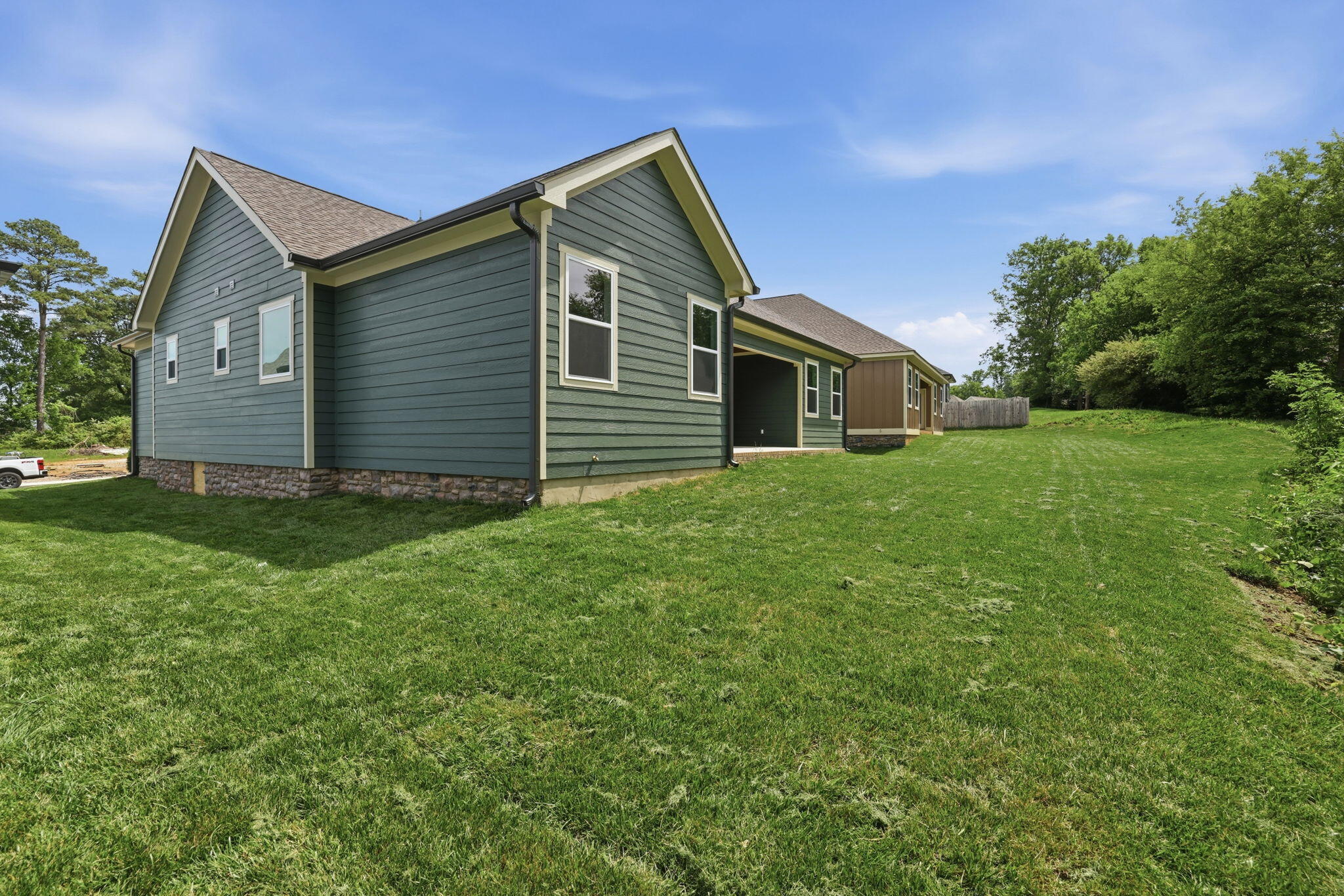 6829 Carnell Way, 29