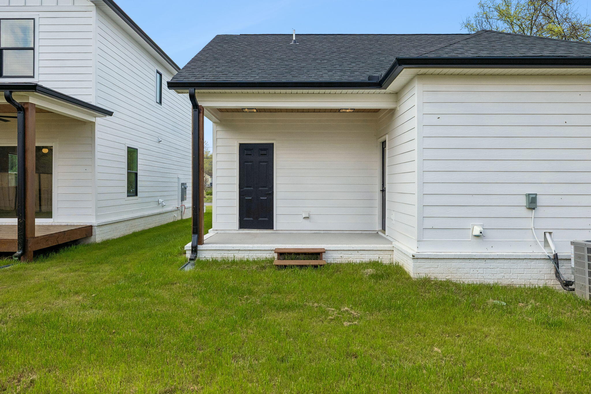 106 N Moss Avenue, Unit A
