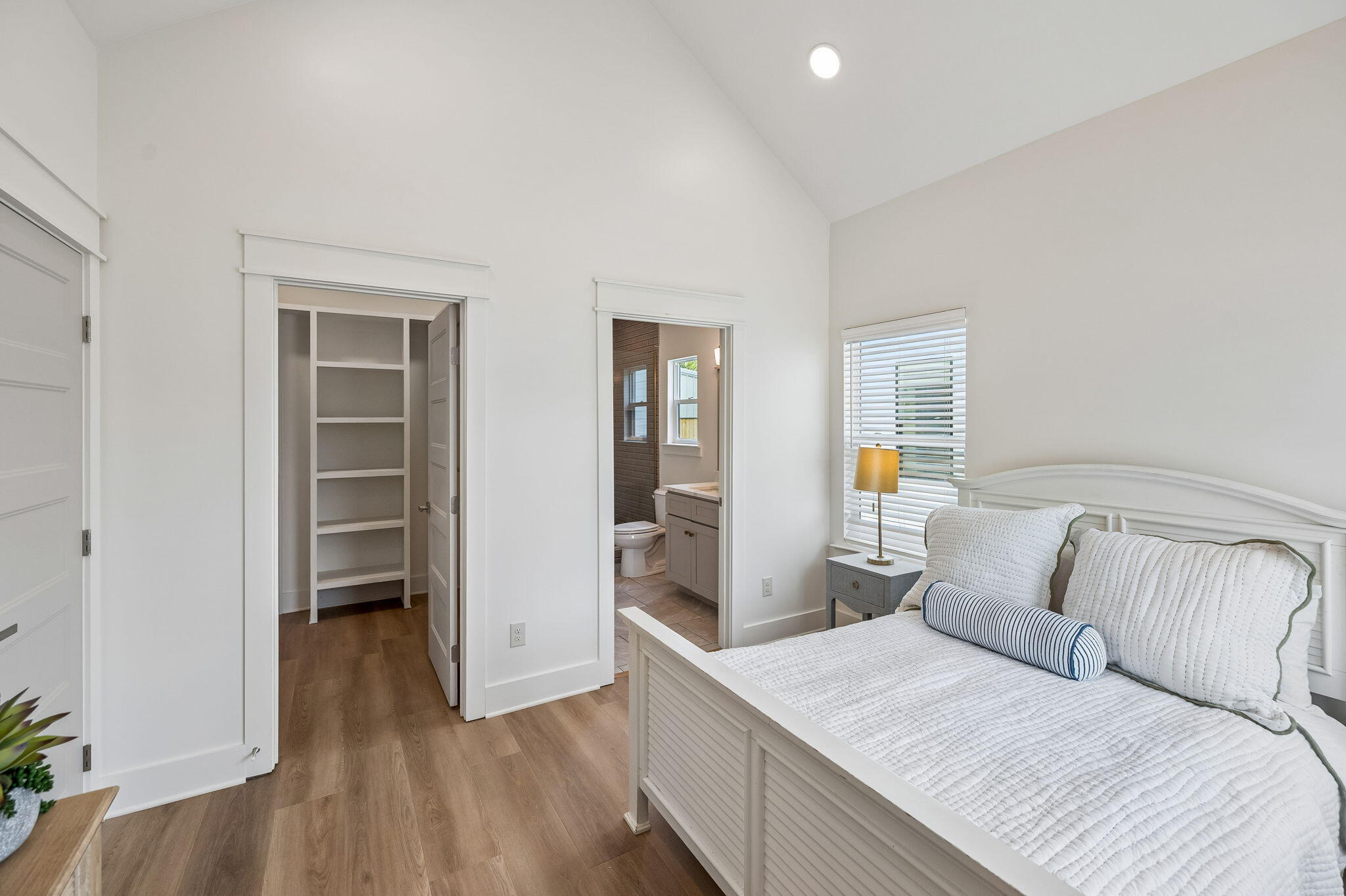 106 N Moss Avenue, Unit A