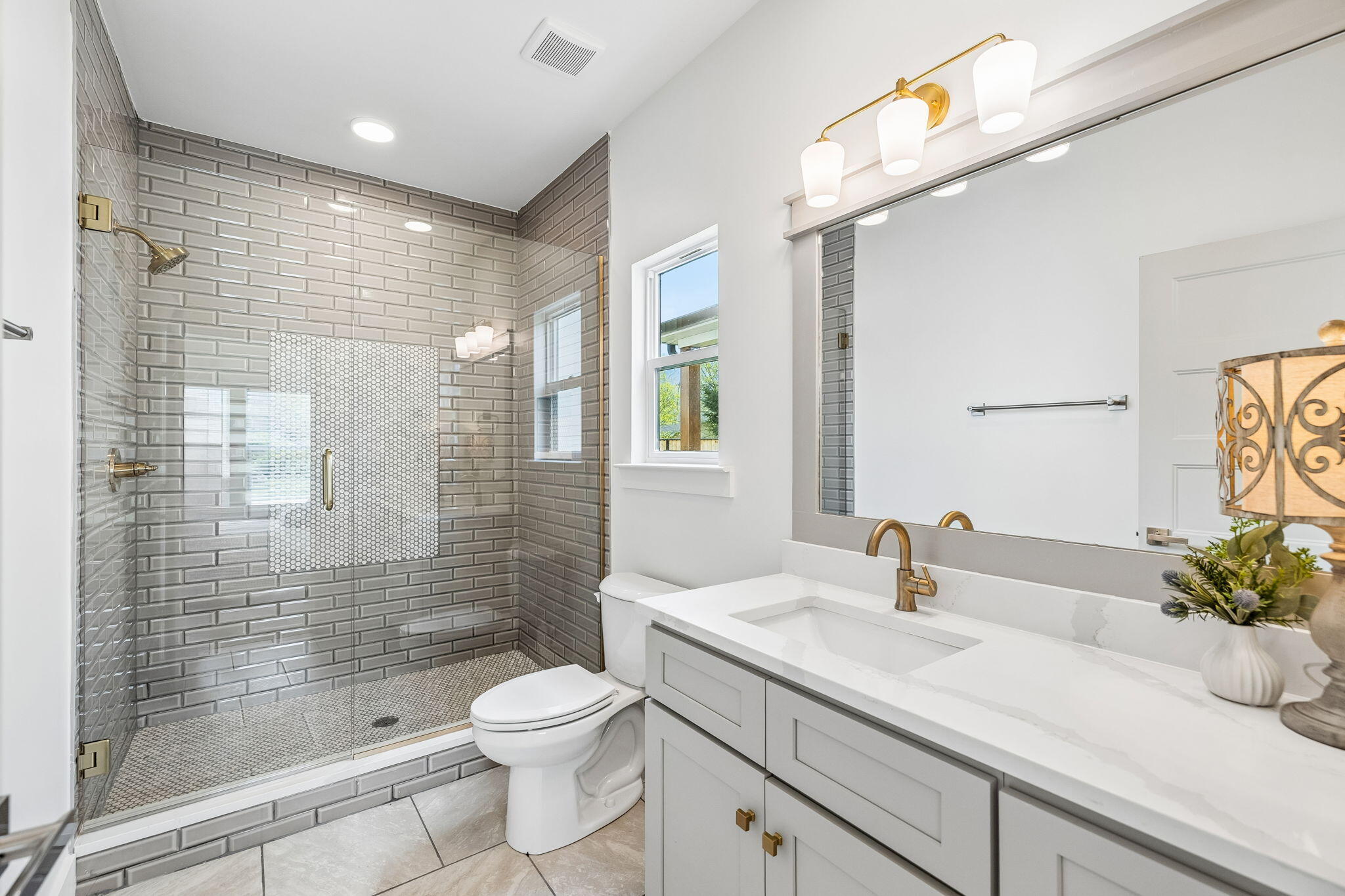 106 N Moss Avenue, Unit A