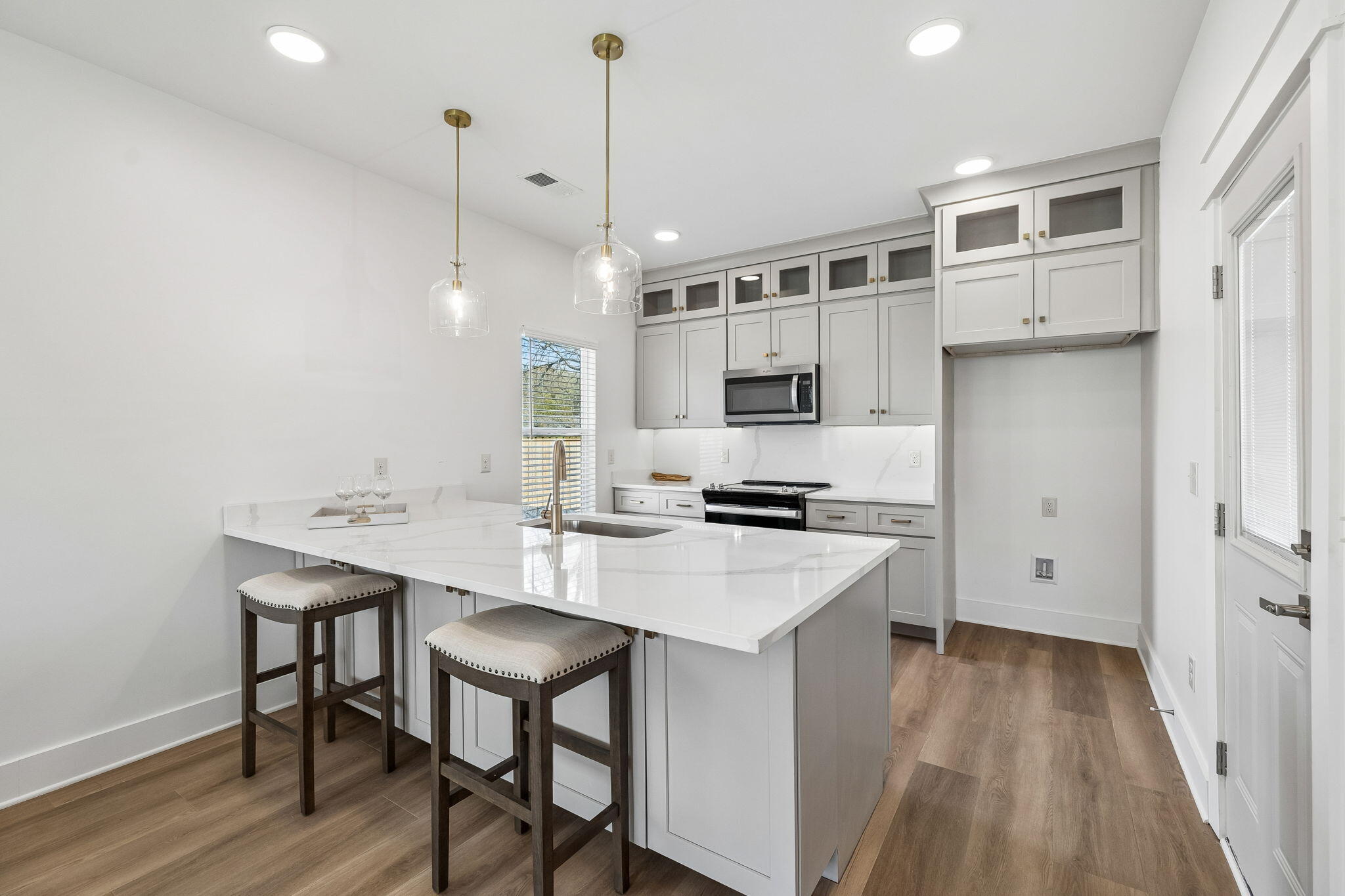106 N Moss Avenue, Unit A