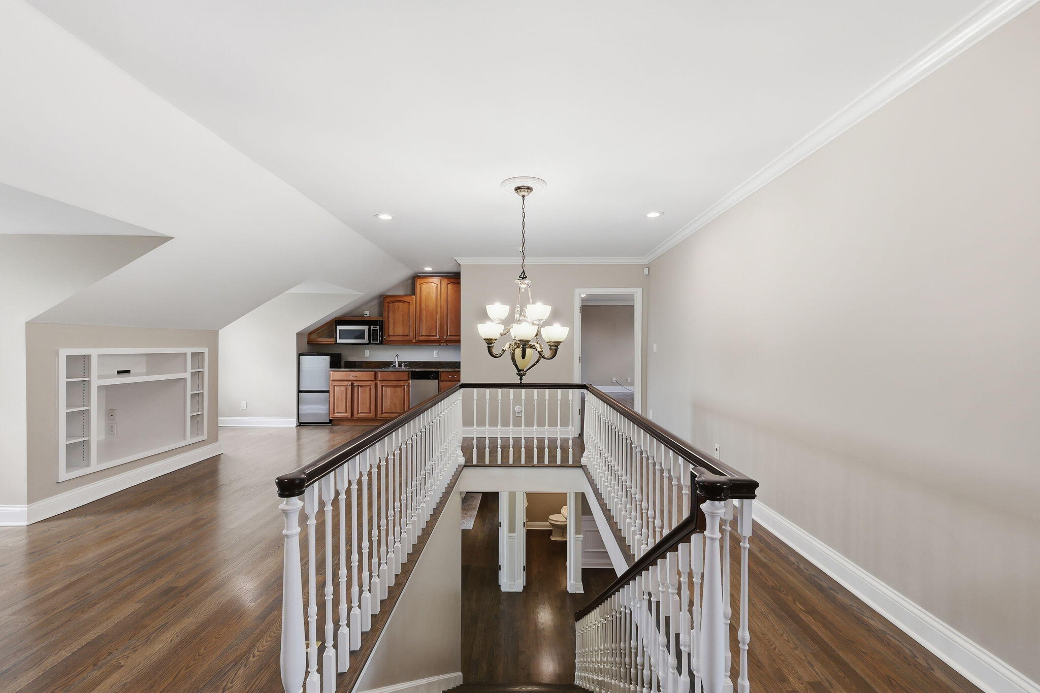 174 N Crest Road