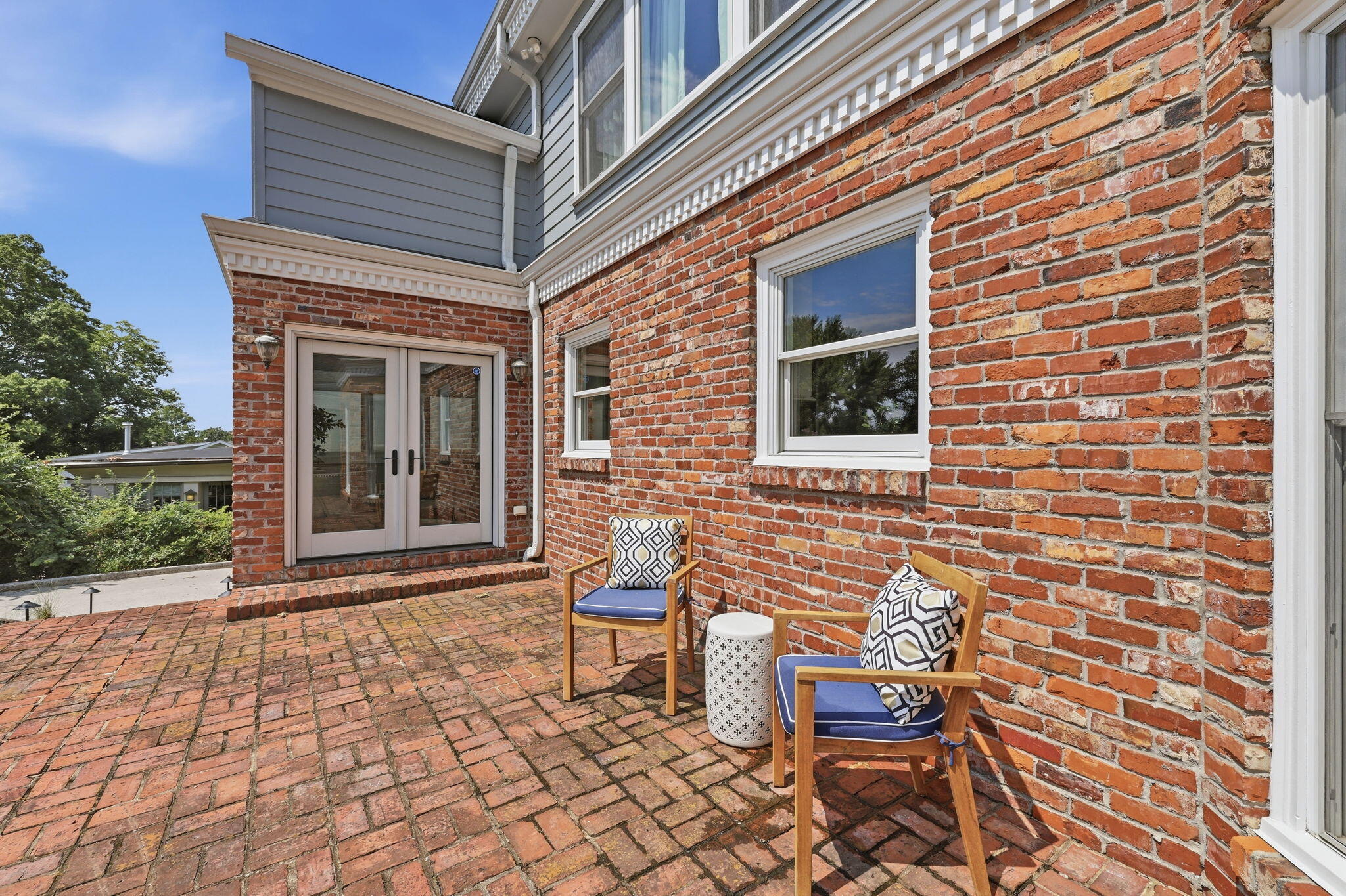 174 N Crest Road