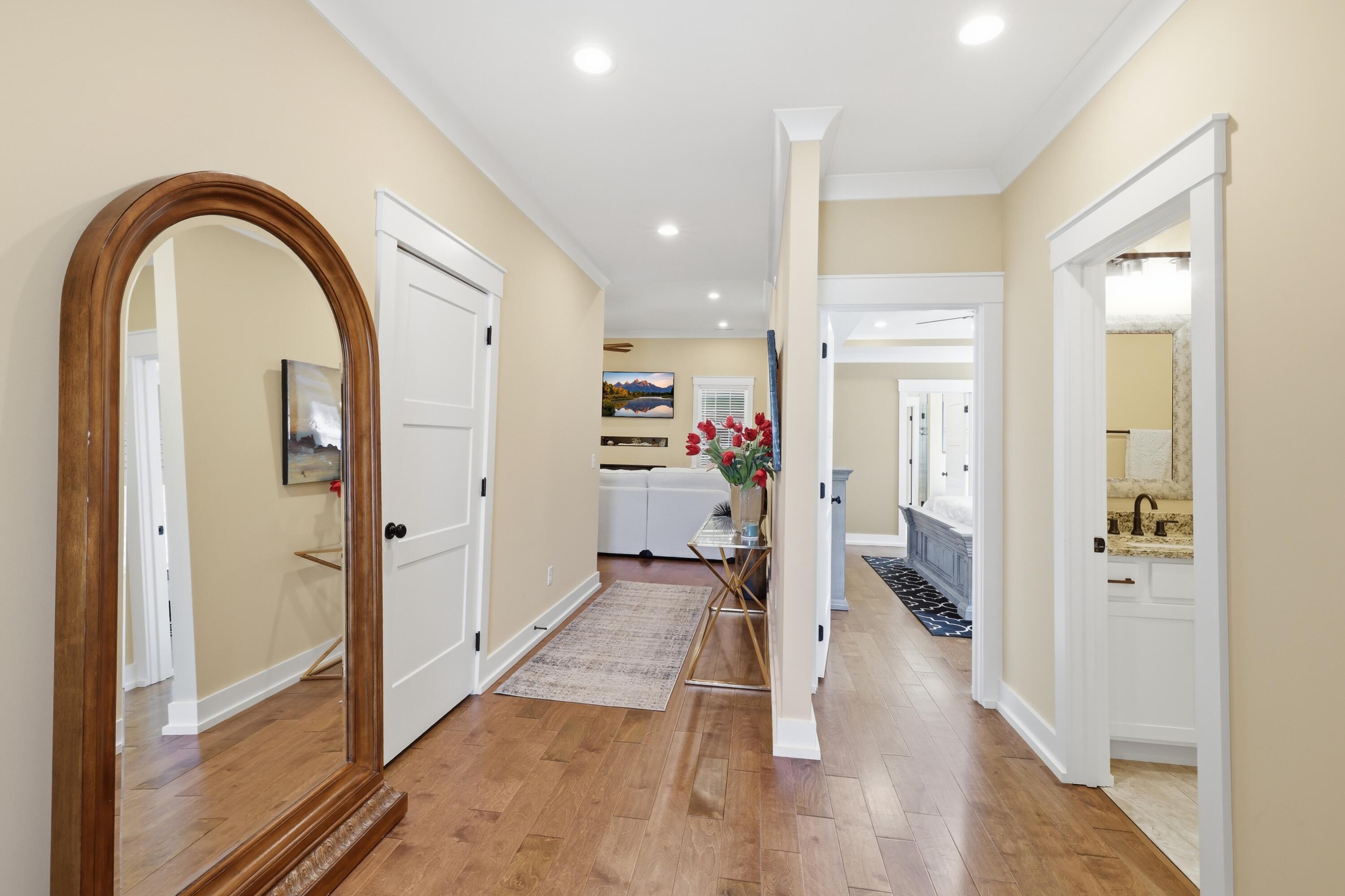 6871 Carnell Way