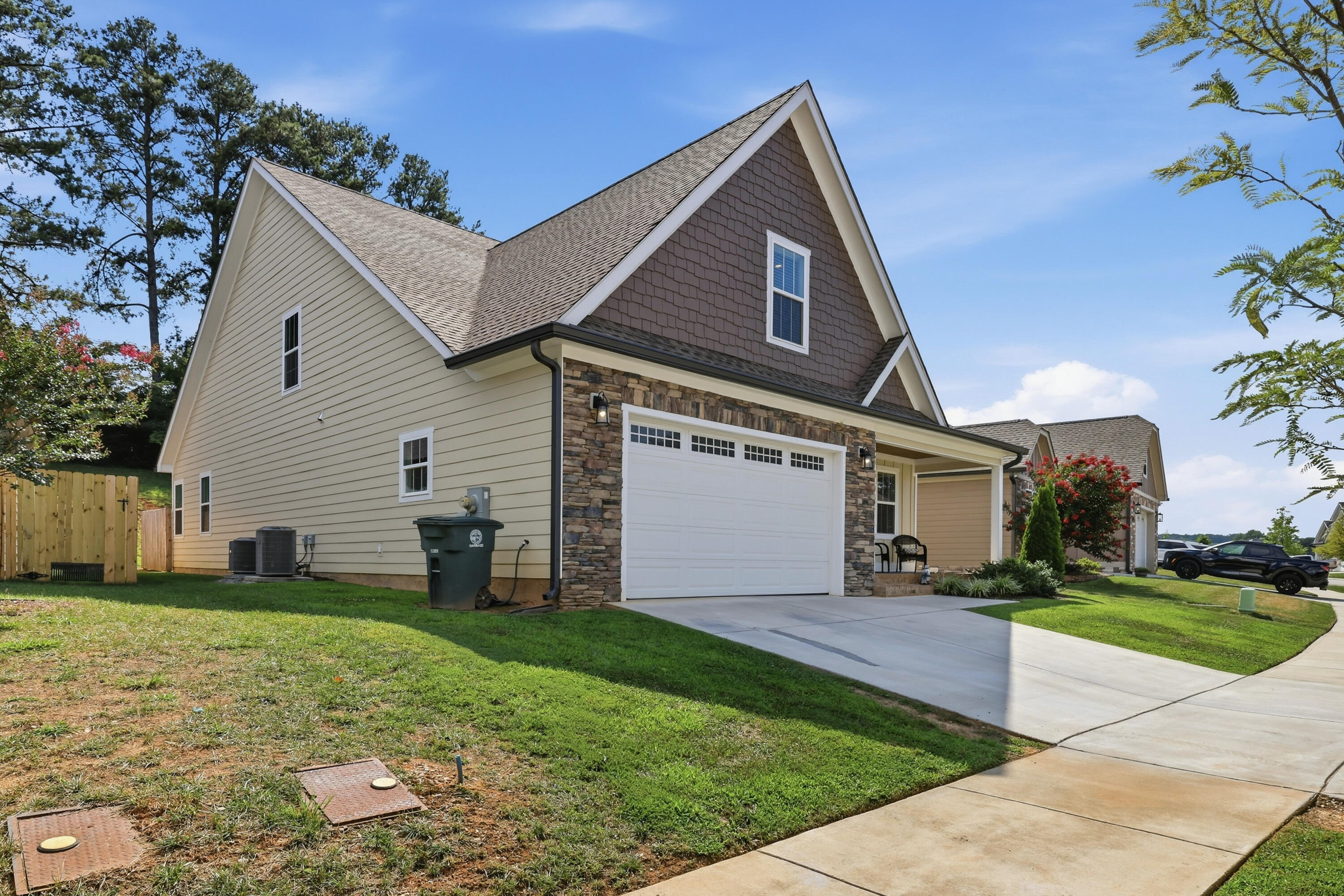 6871 Carnell Way