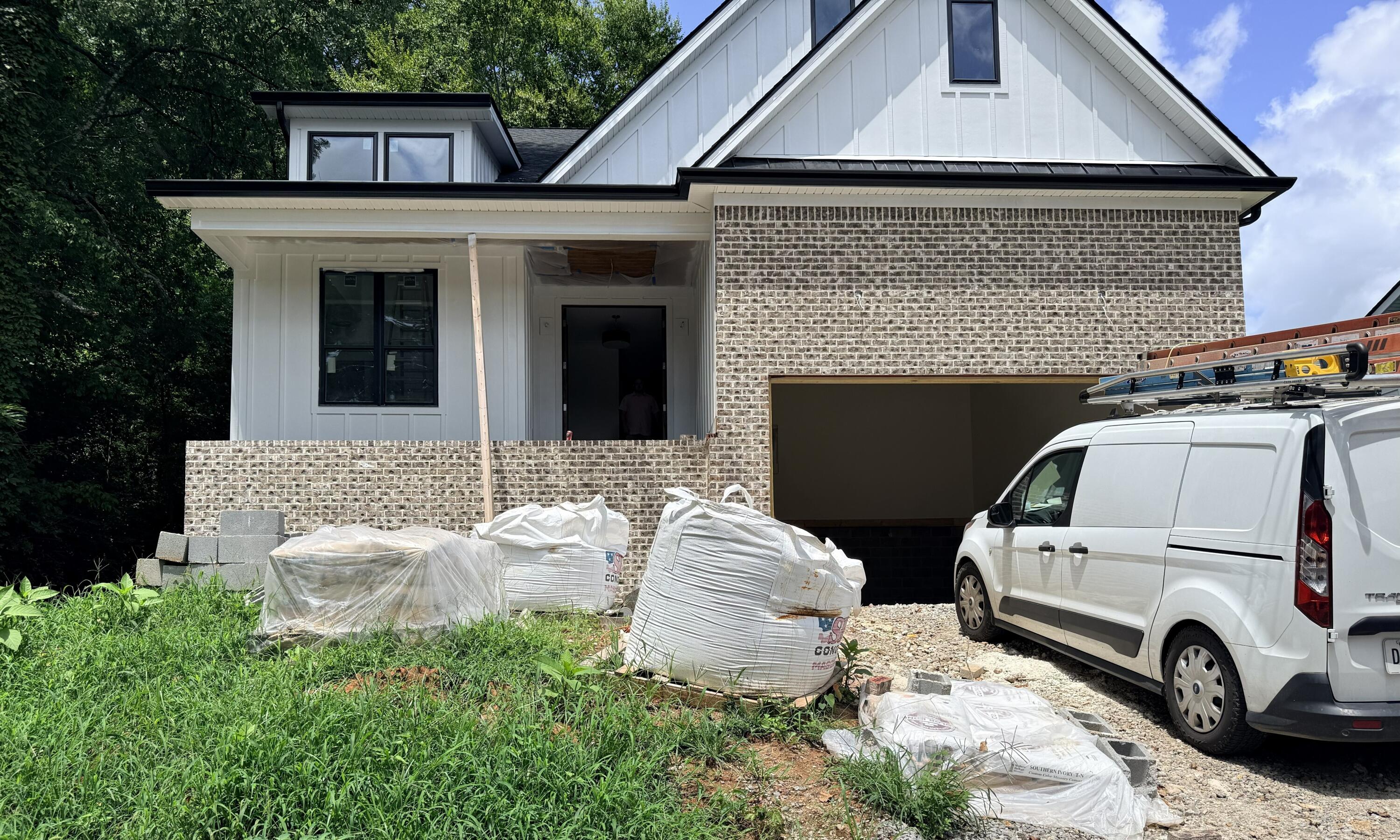 3503 Oakland Terrace